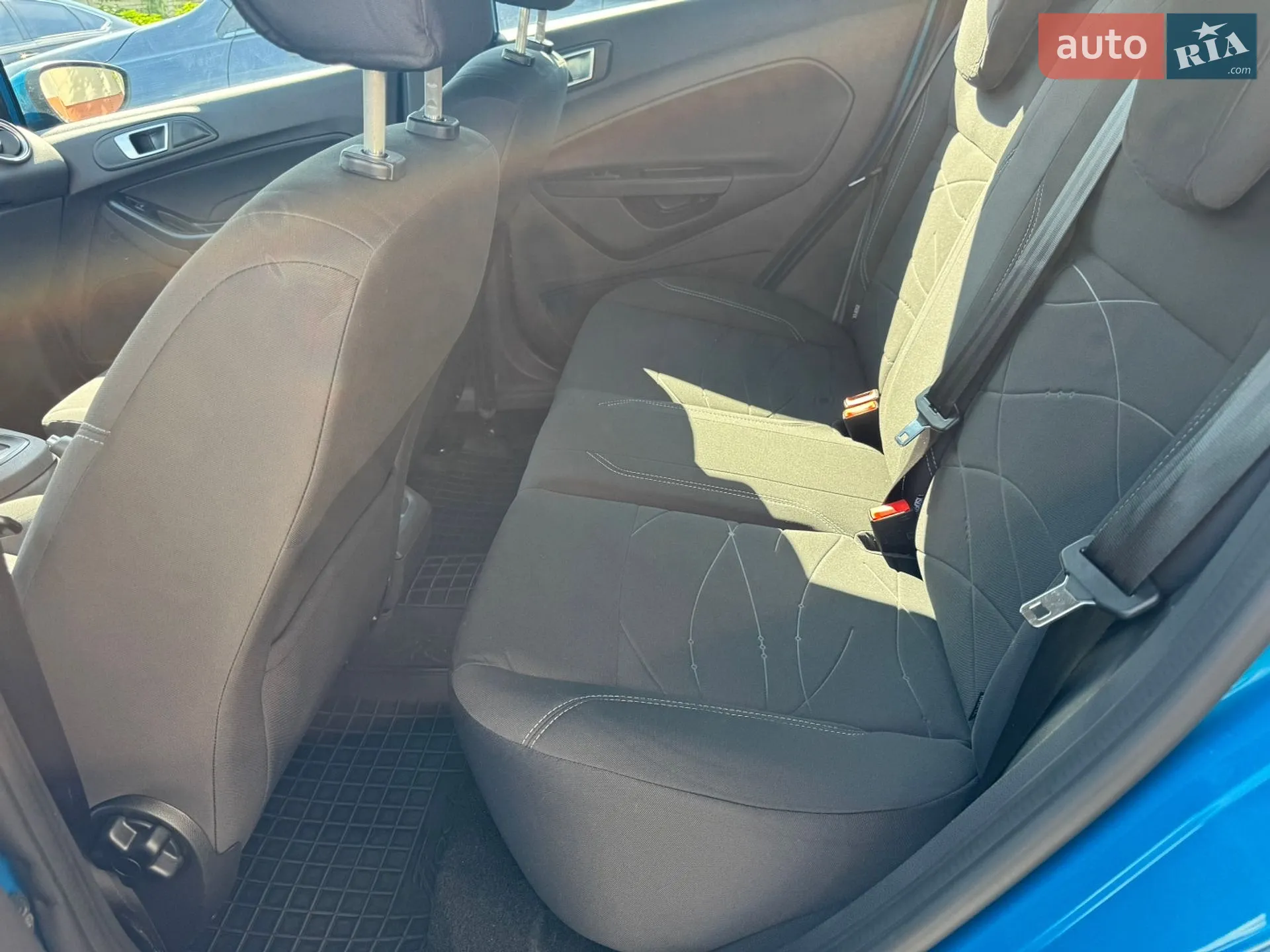 2013 Ford Fiesta - мініатюра 16