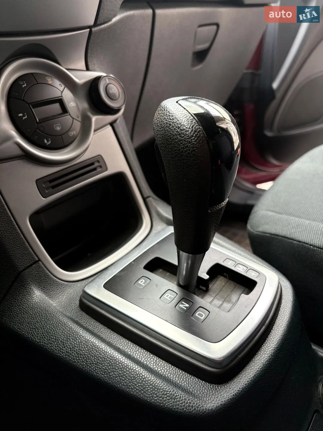 2010 Renault Kangoo - мініатюра 24