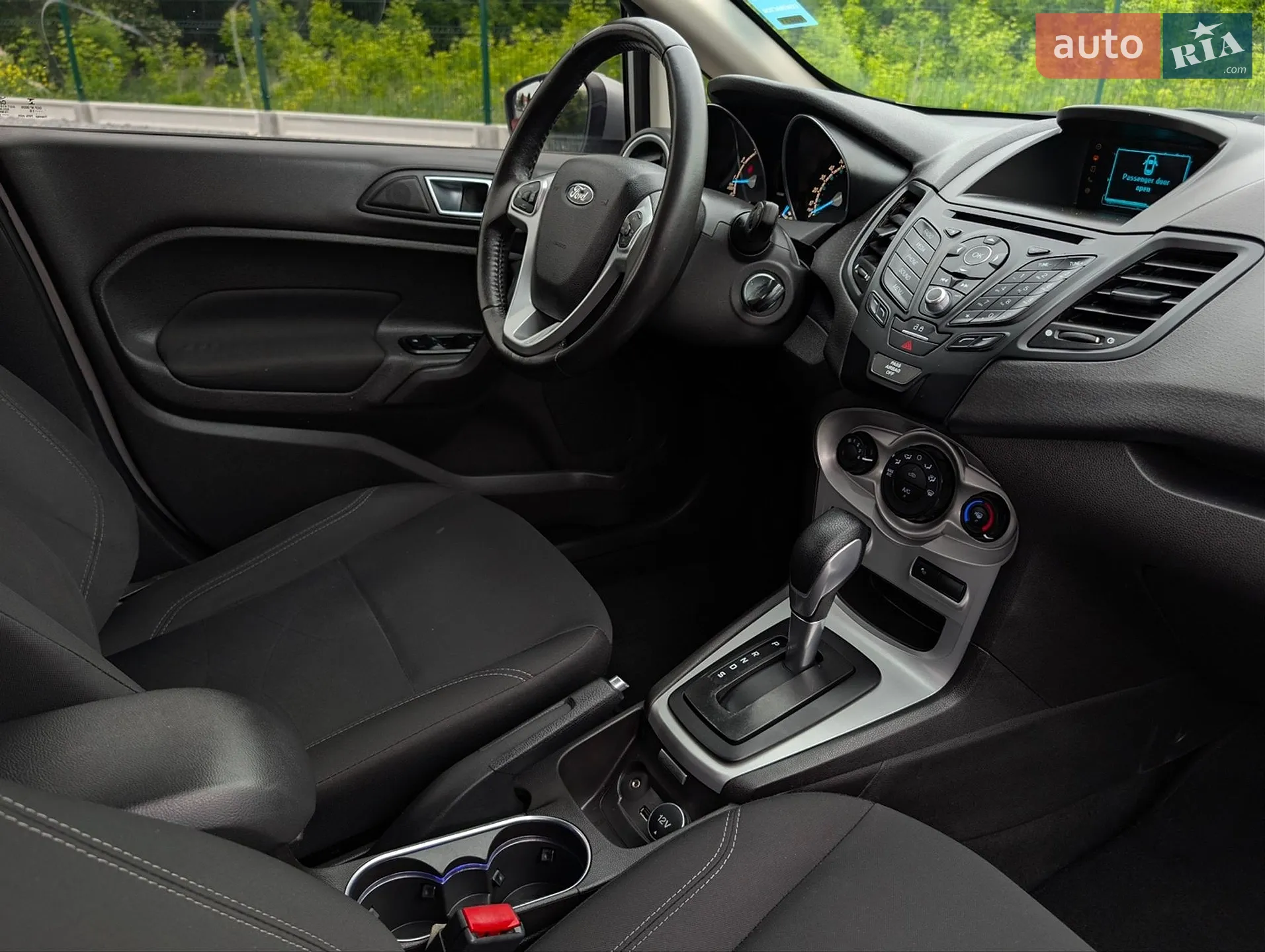 2016 Ford Fiesta - мініатюра 31
