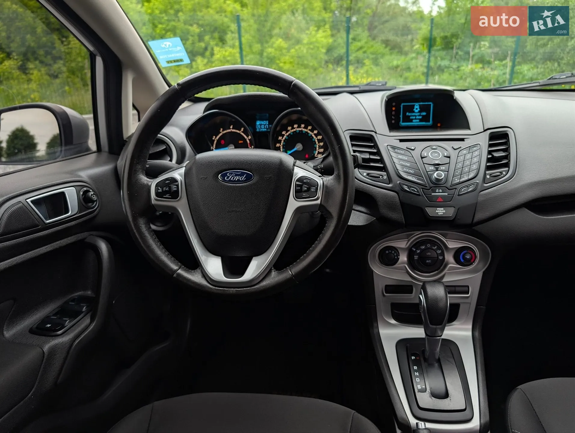 2016 Ford Fiesta - мініатюра 36