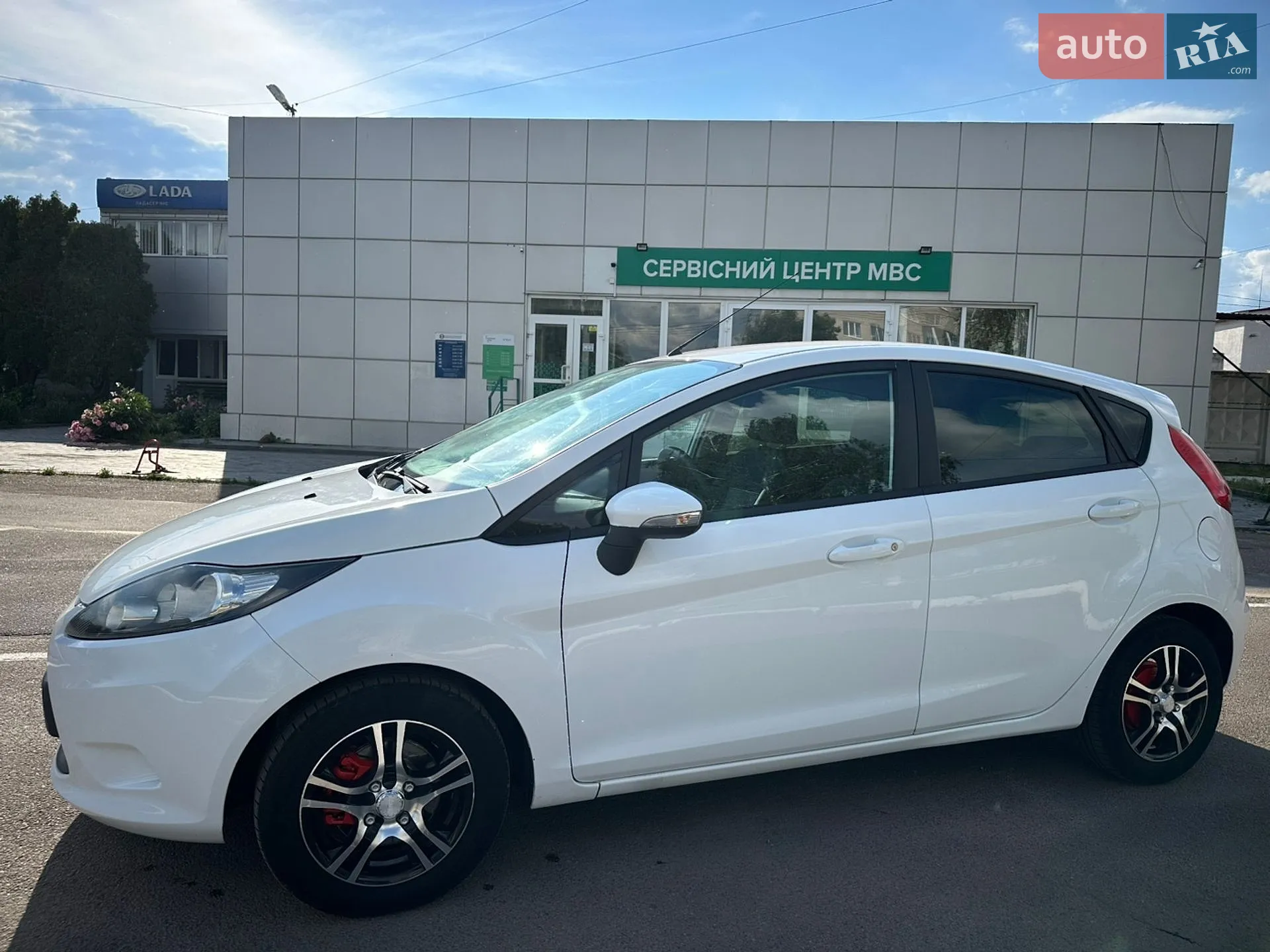 2010 Ford Fiesta - мініатюра 4