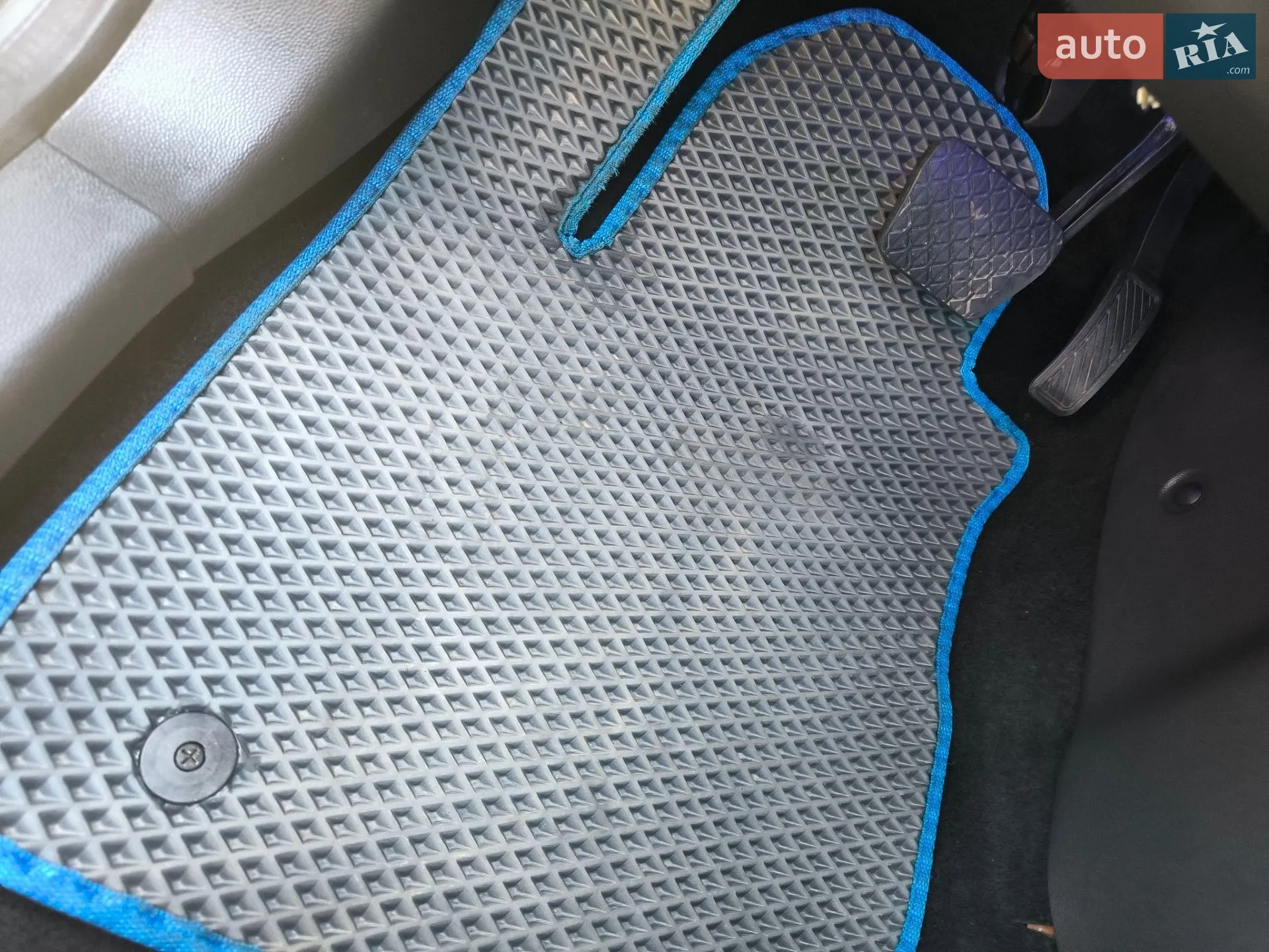 2015 Ford Fiesta - мініатюра 25