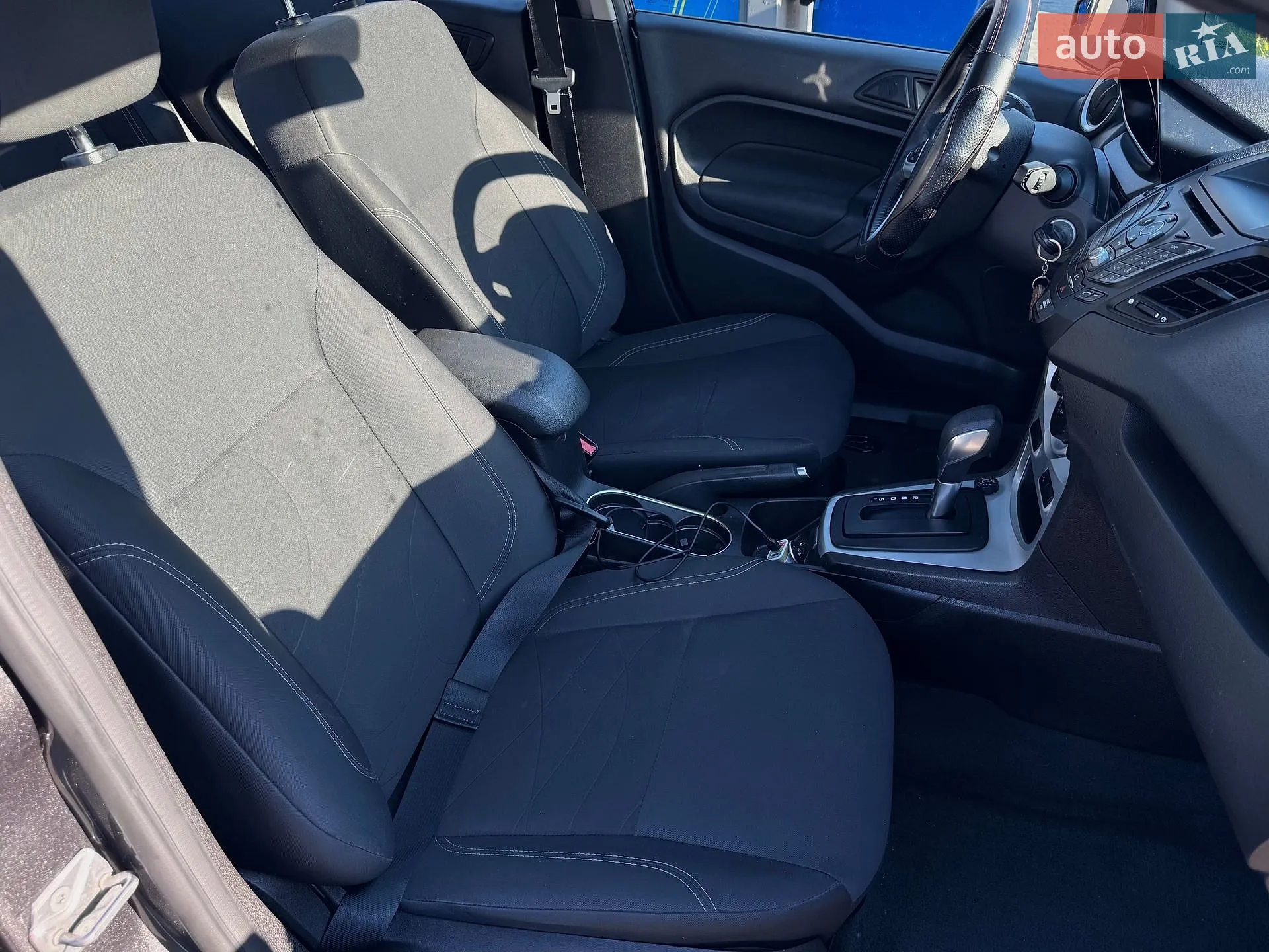 2017 Ford Fiesta - мініатюра 6
