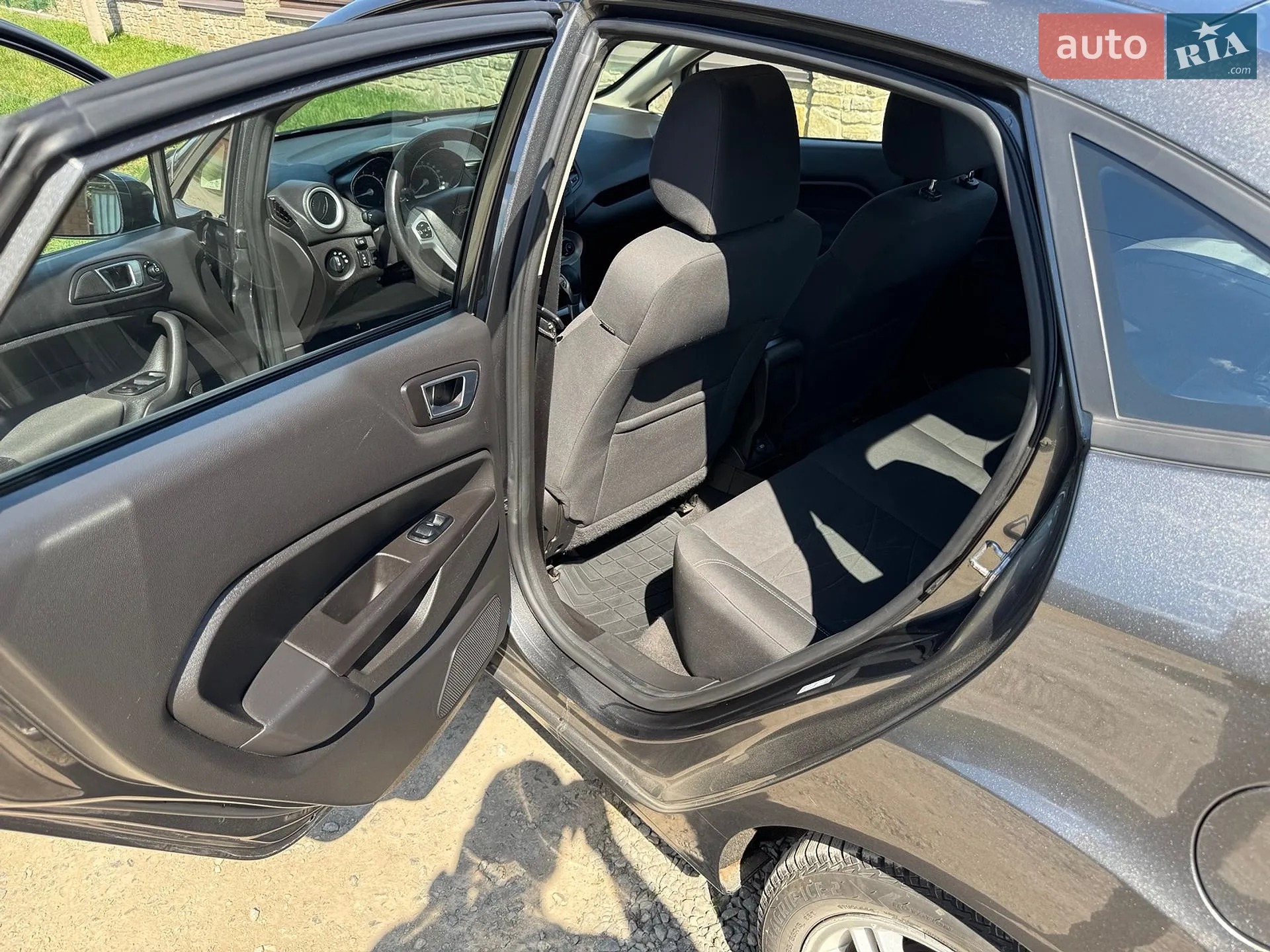 2014 Ford Fiesta - мініатюра 7