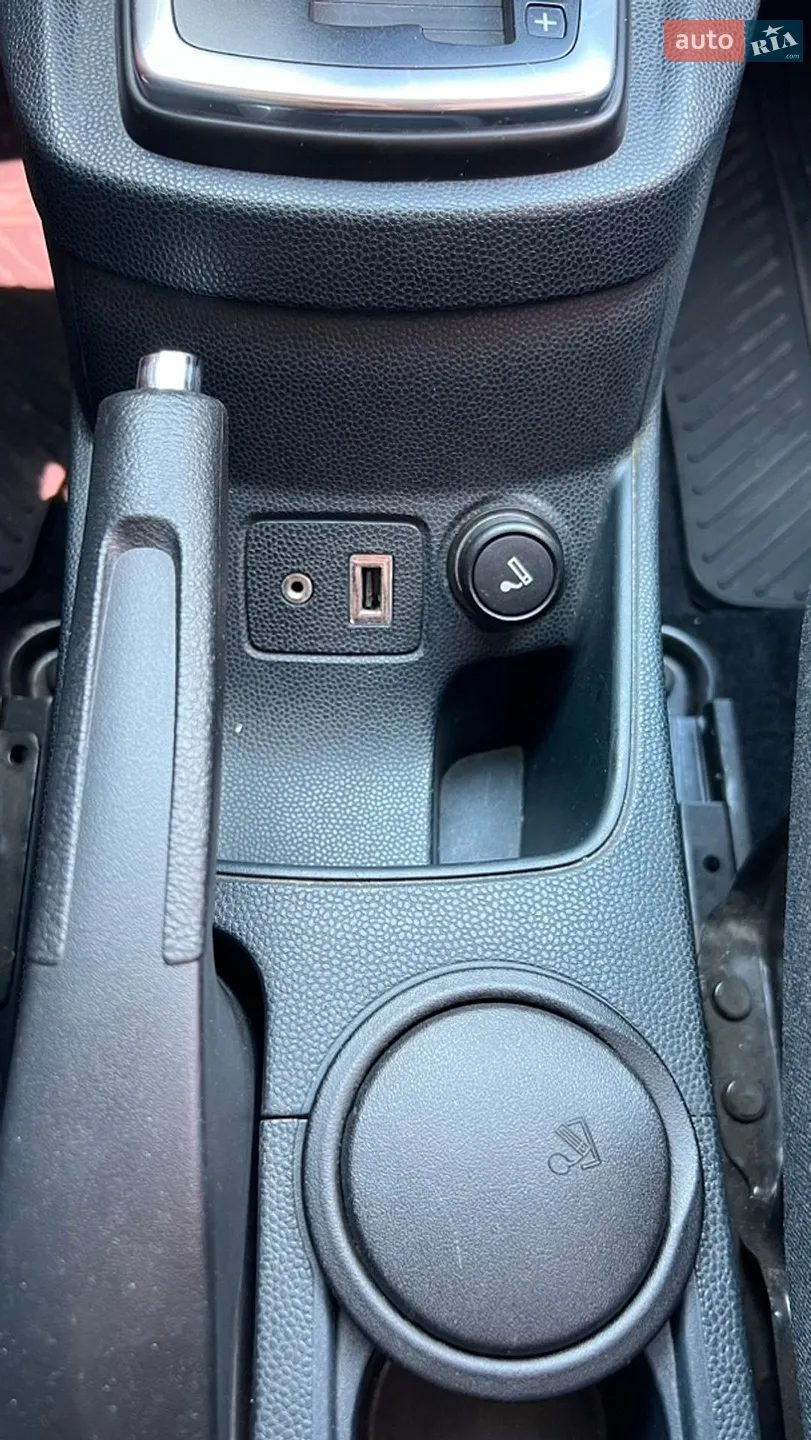 2012 Ford Fiesta - мініатюра 20