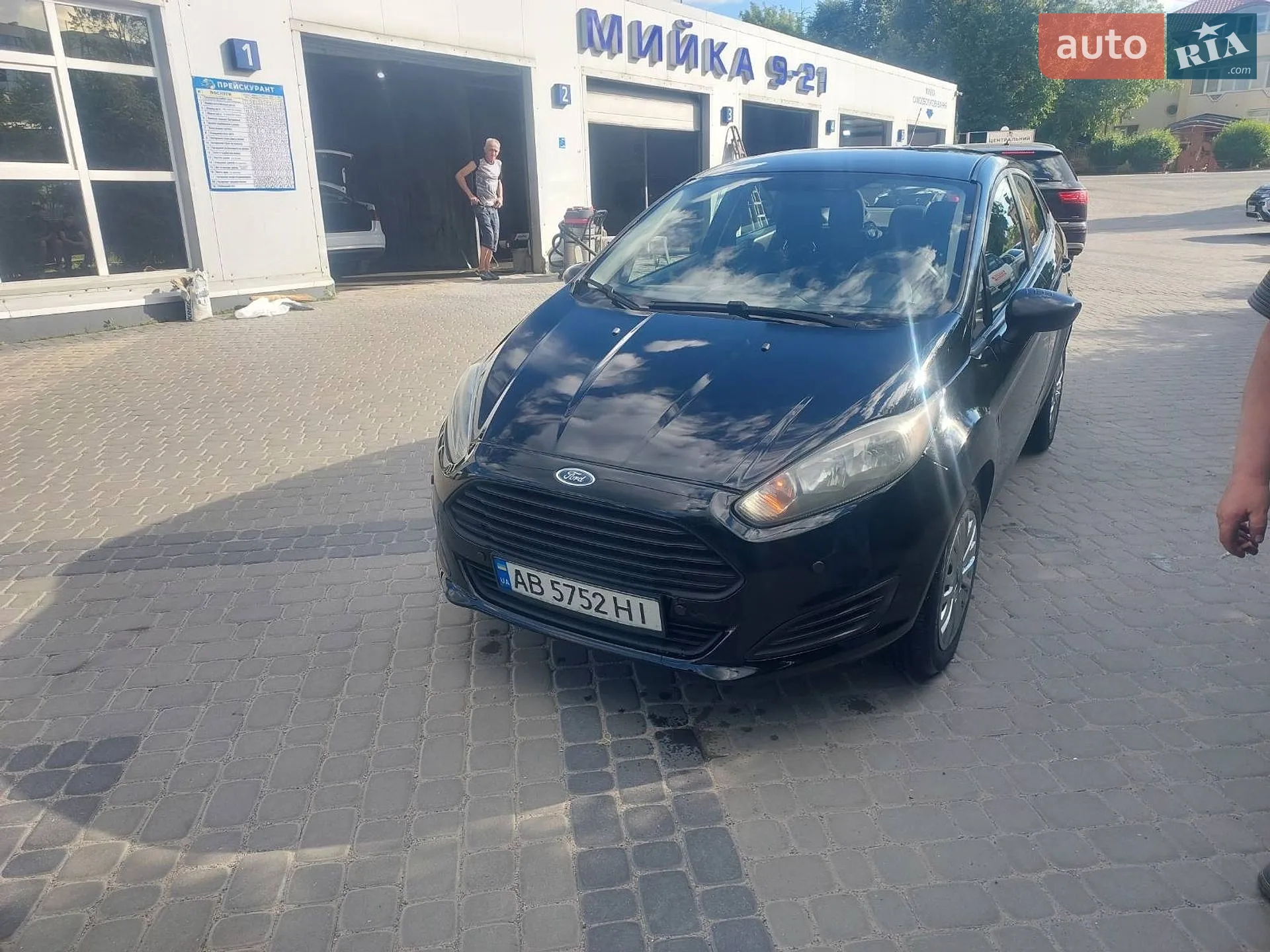 2017 Ford Fiesta - мініатюра 8