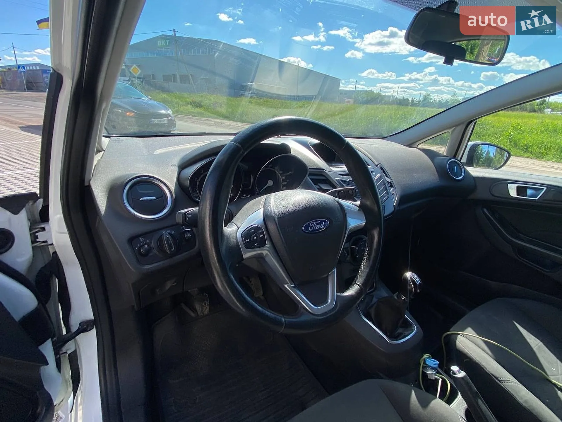 2013 Ford Fiesta - мініатюра 25