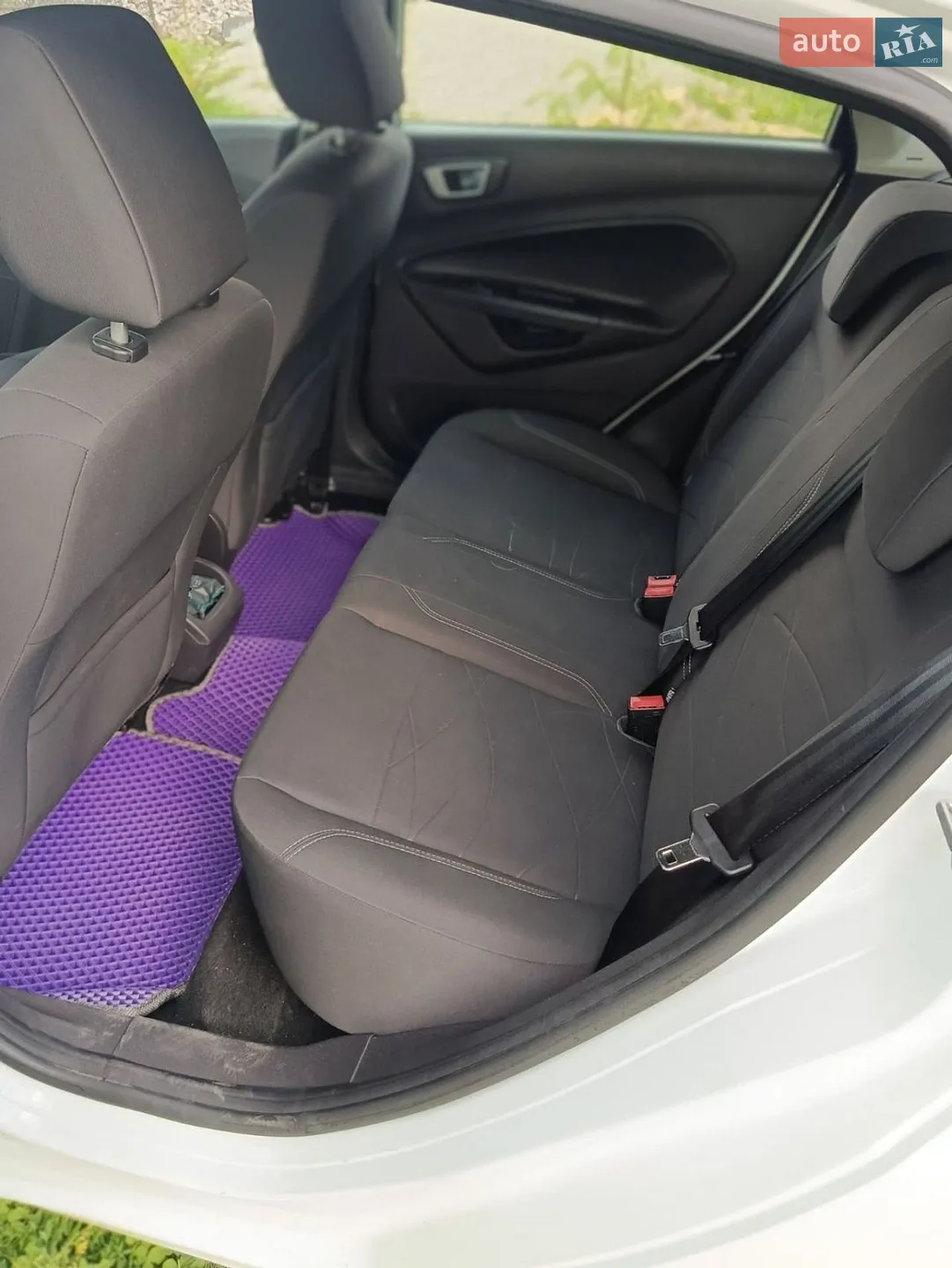 2015 Ford Fiesta - мініатюра 17