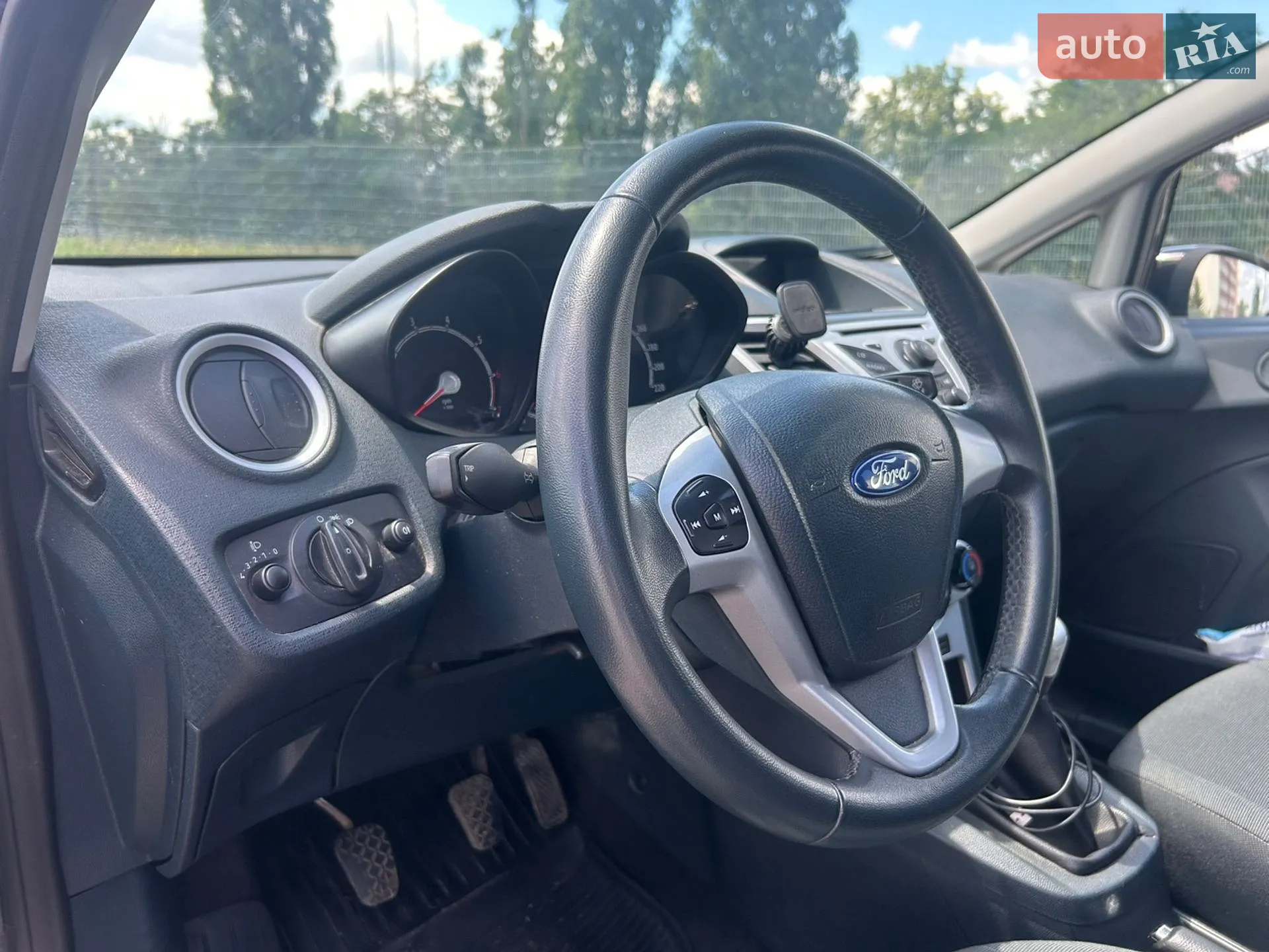 2012 Ford Fiesta - мініатюра 54