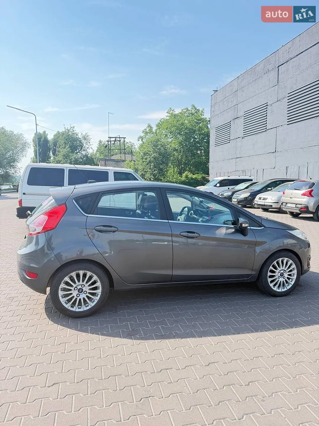 2015 Ford Fiesta - мініатюра 2
