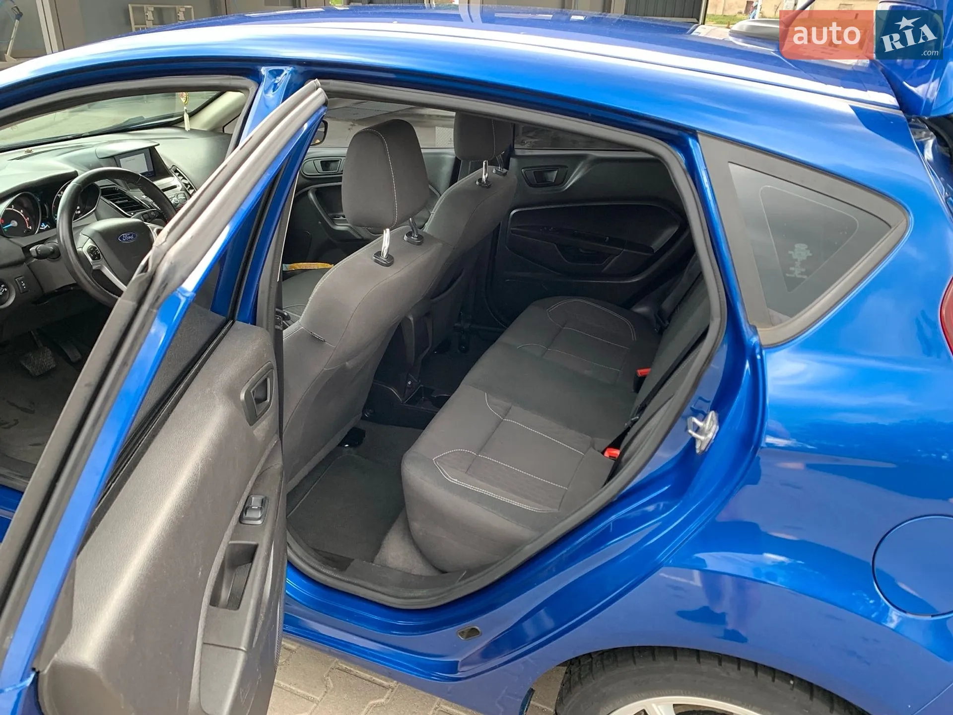 2019 Ford Fiesta - мініатюра 17