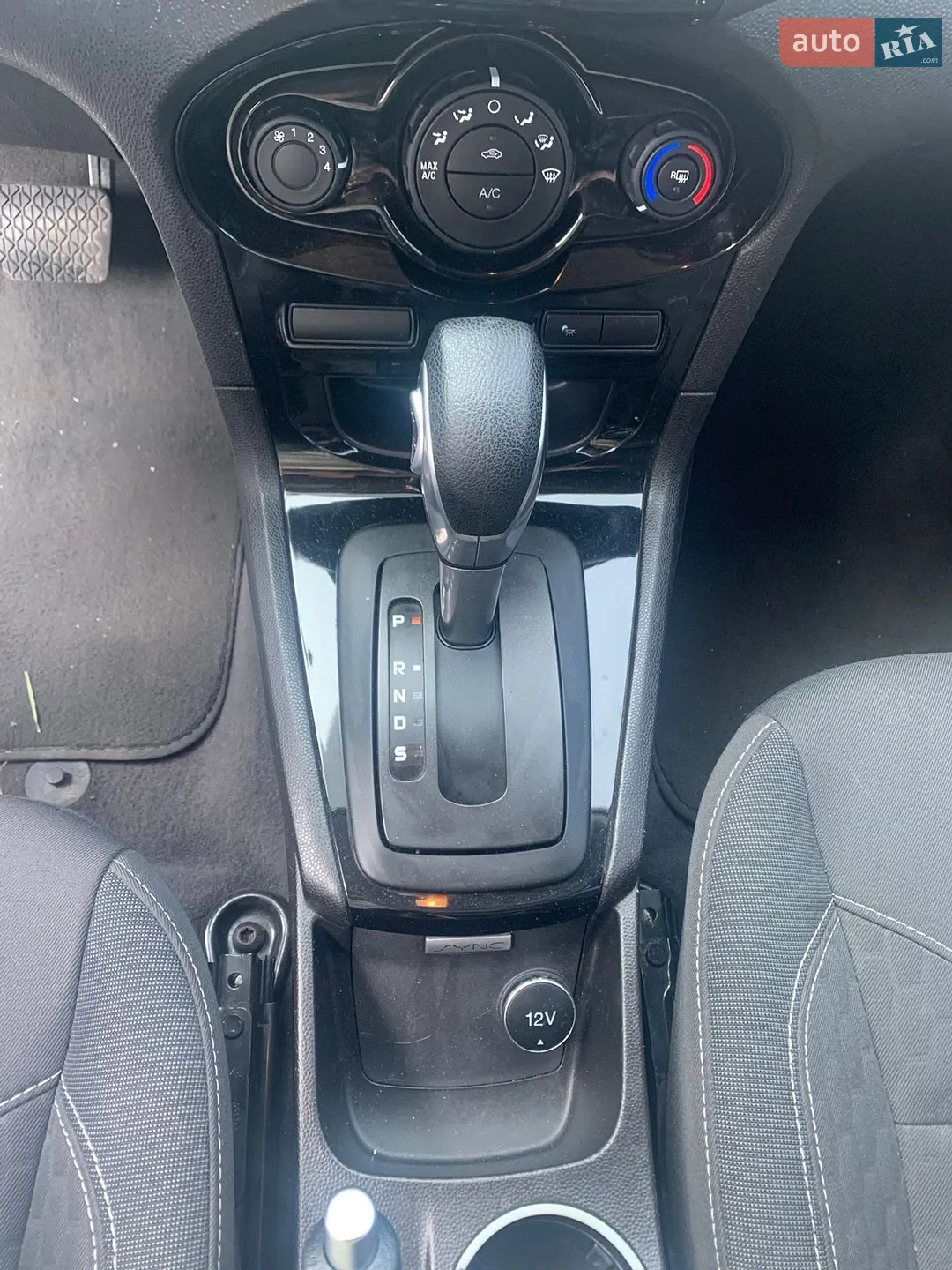 2019 Ford Fiesta - мініатюра 31