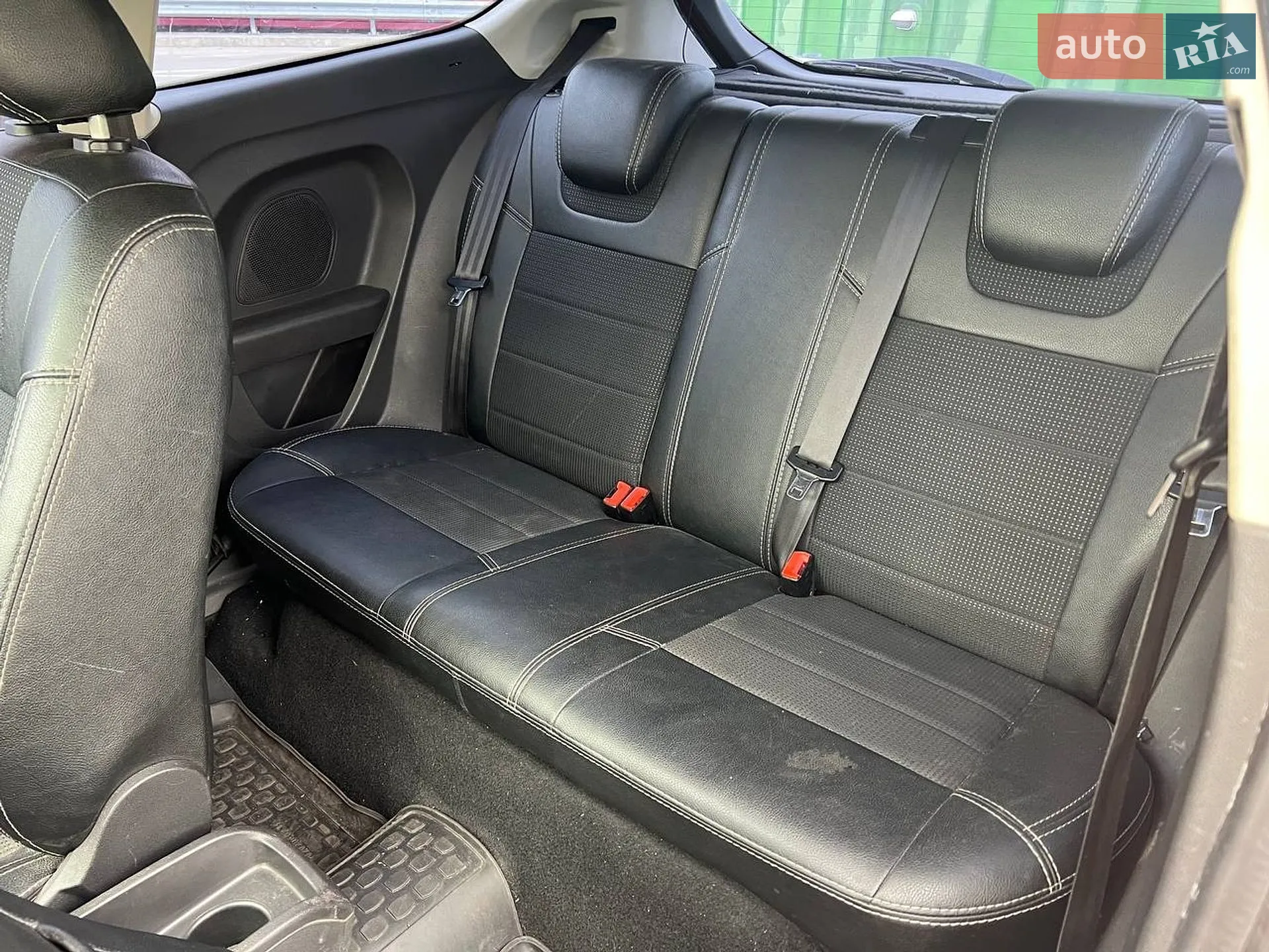 2014 Ford Fiesta - мініатюра 12