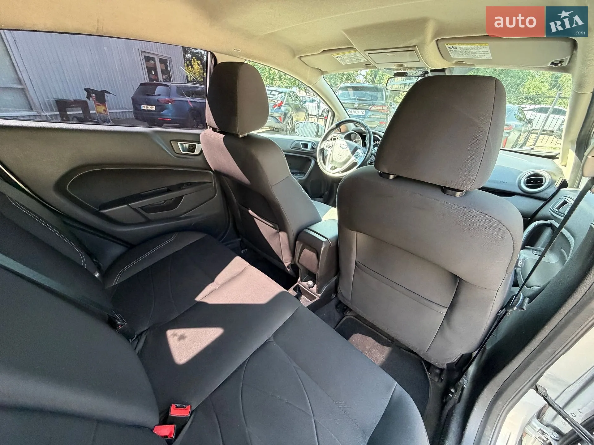 2015 Ford Fiesta - мініатюра 24