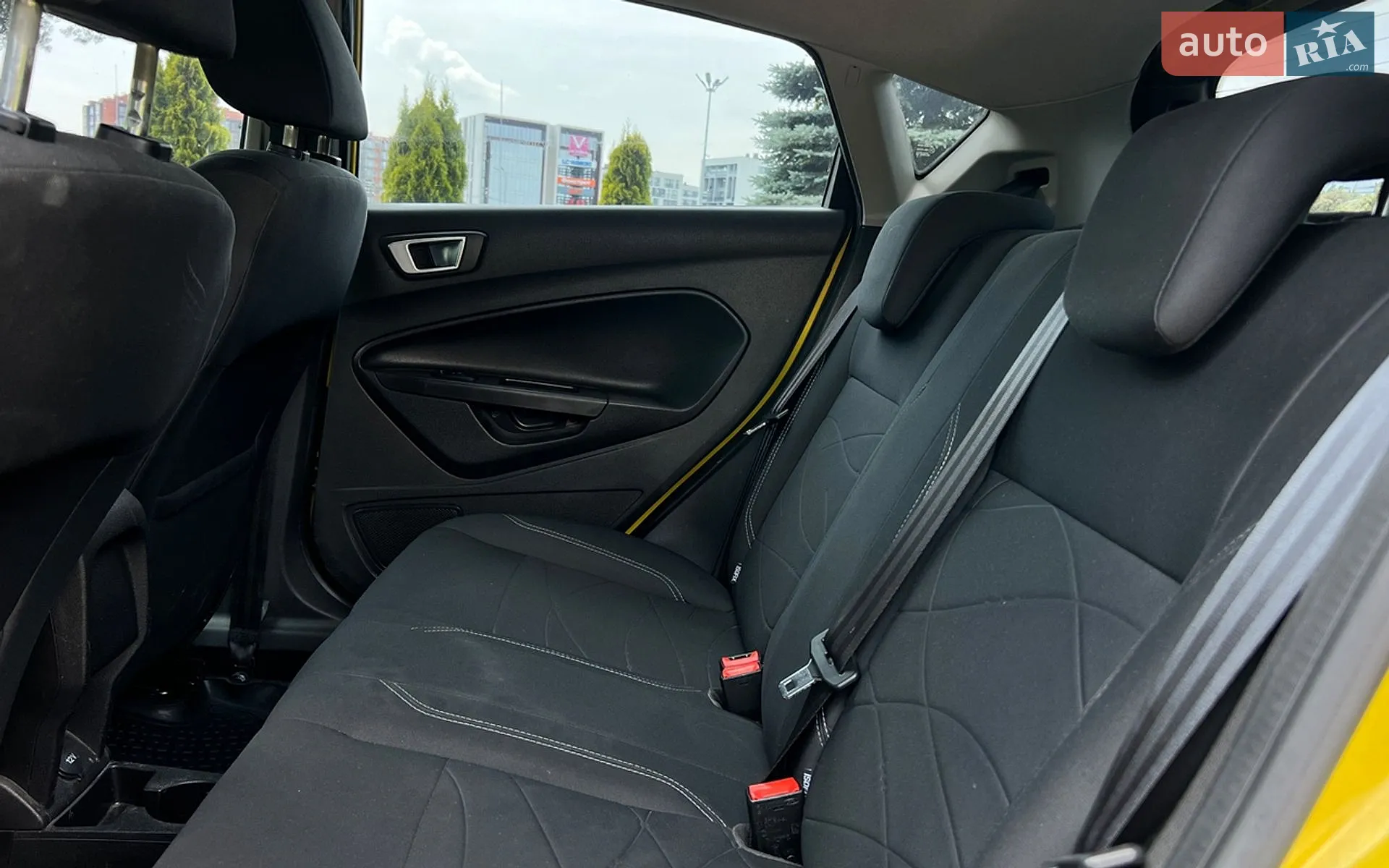 2013 Ford Fiesta - мініатюра 20