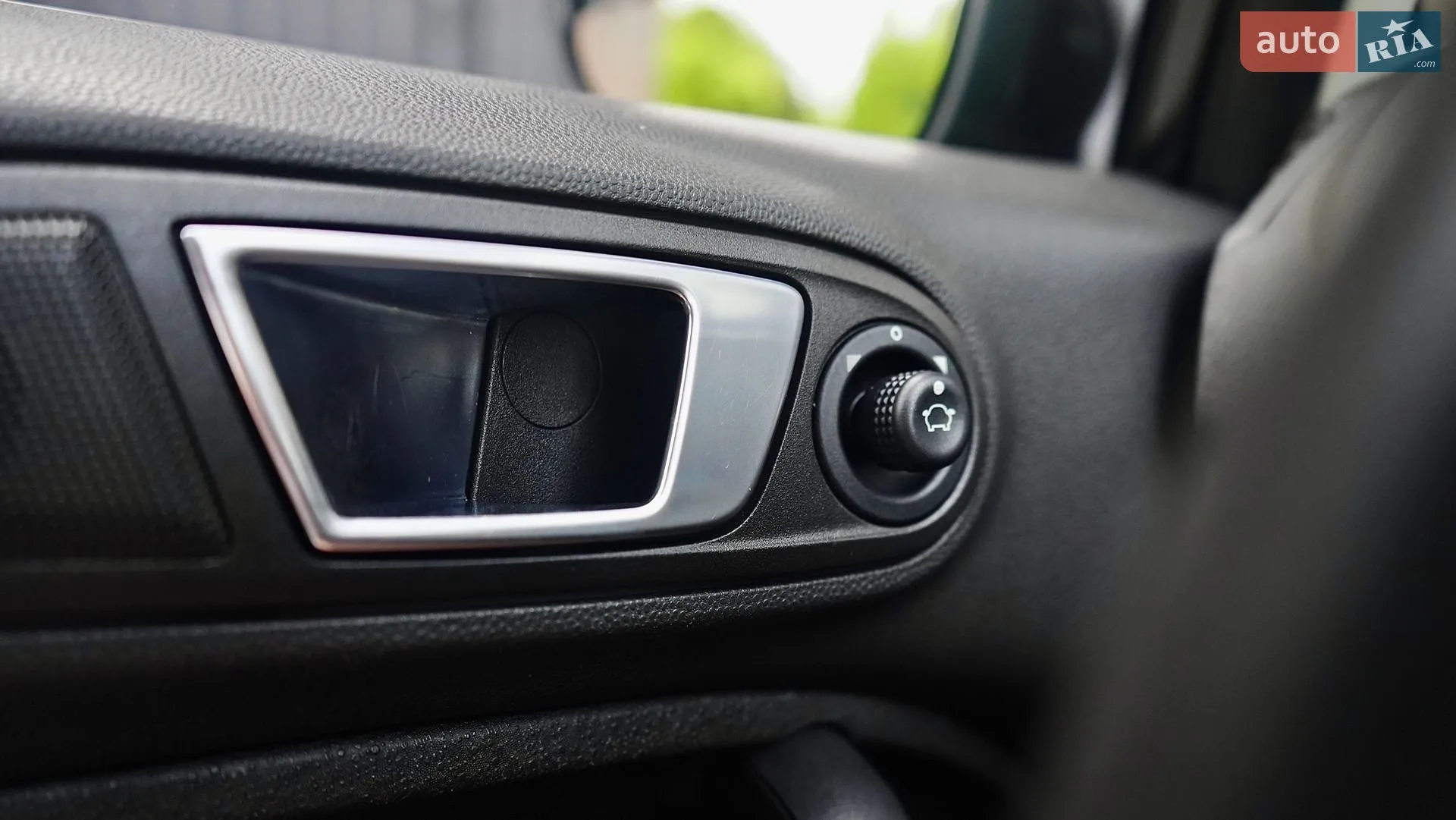 2013 Ford Fiesta - мініатюра 27