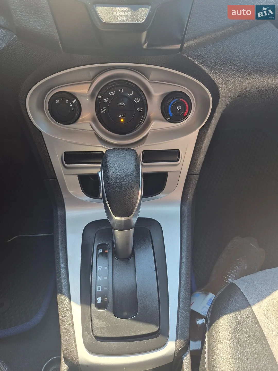 2019 Ford Fiesta - мініатюра 8