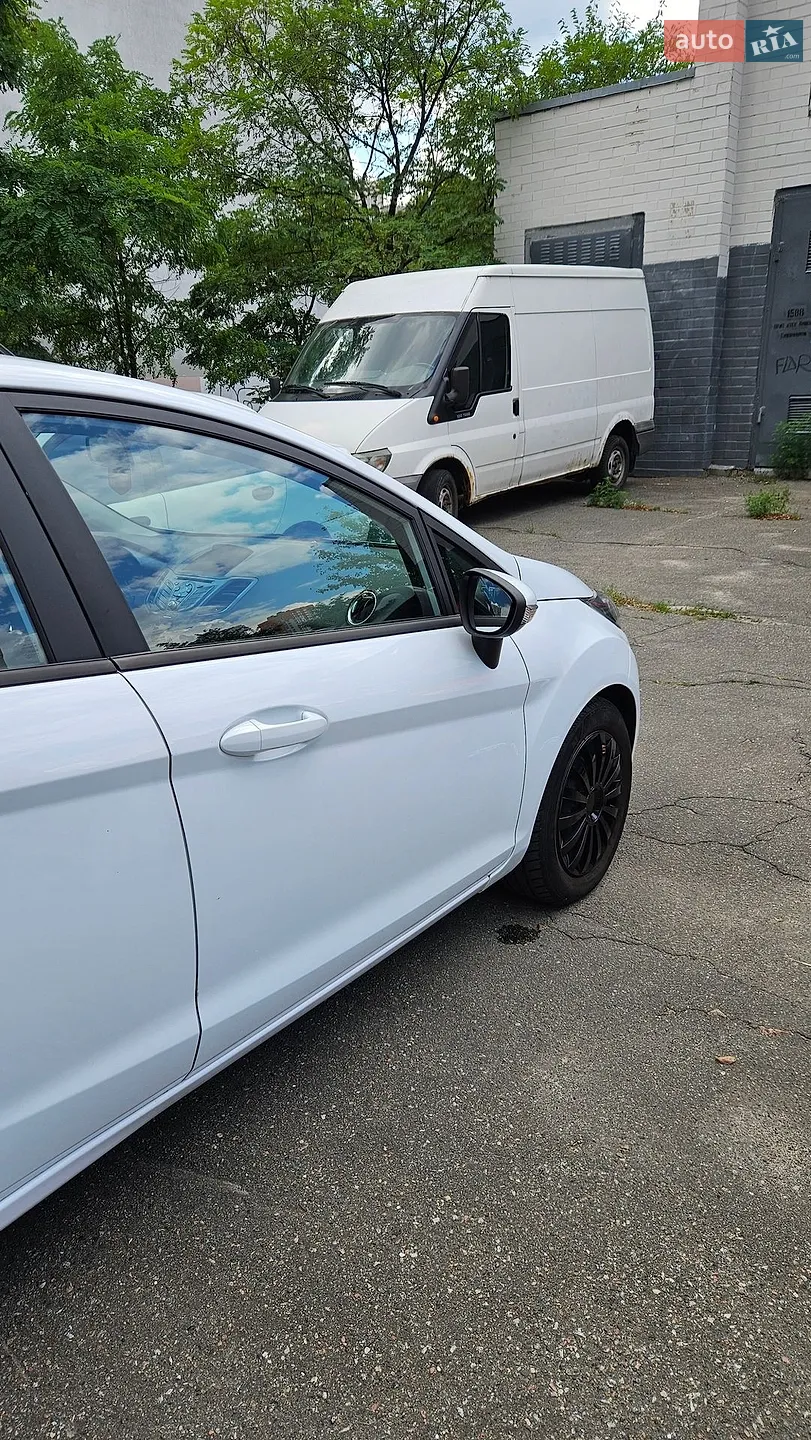 2017 Ford Fiesta - мініатюра 10