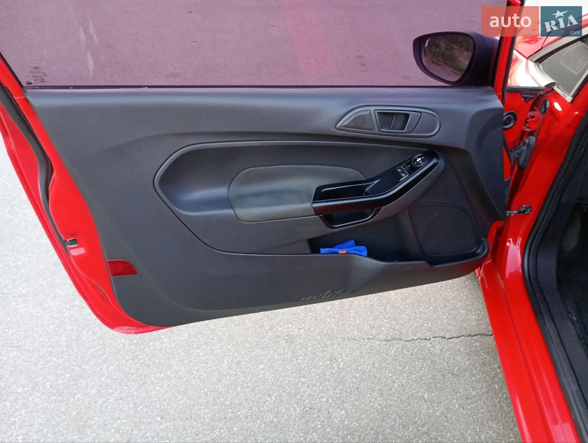 2013 Ford Fiesta - мініатюра 17