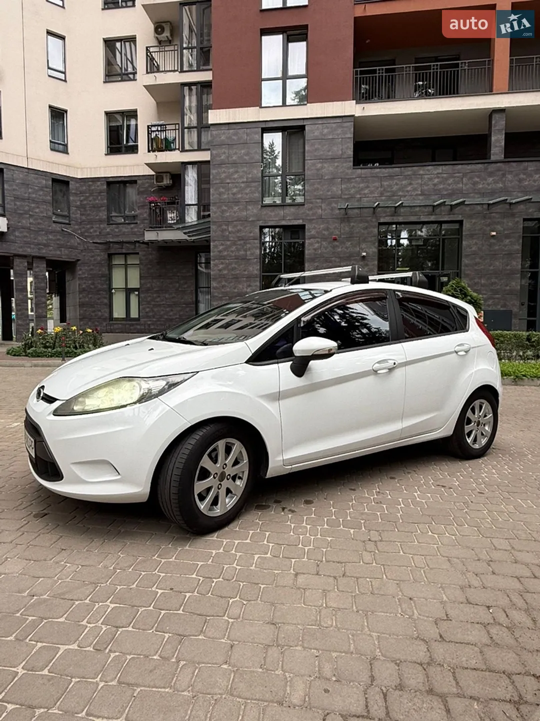 2011 Ford Fiesta - мініатюра 4