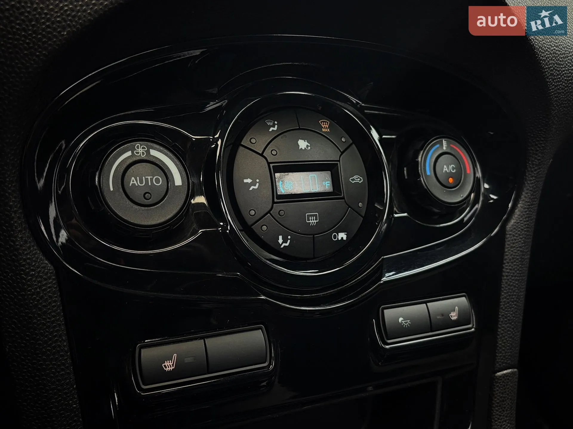 2013 Ford Fiesta - мініатюра 13