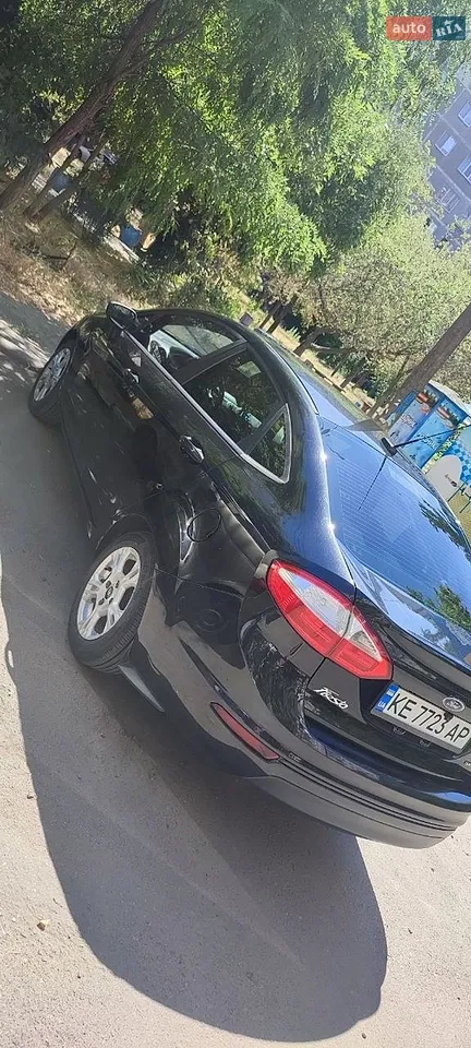 2015 Ford Fiesta - мініатюра 8