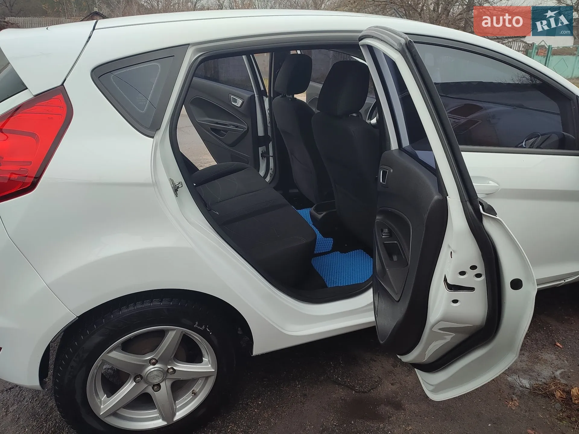 2013 Ford Fiesta - мініатюра 3