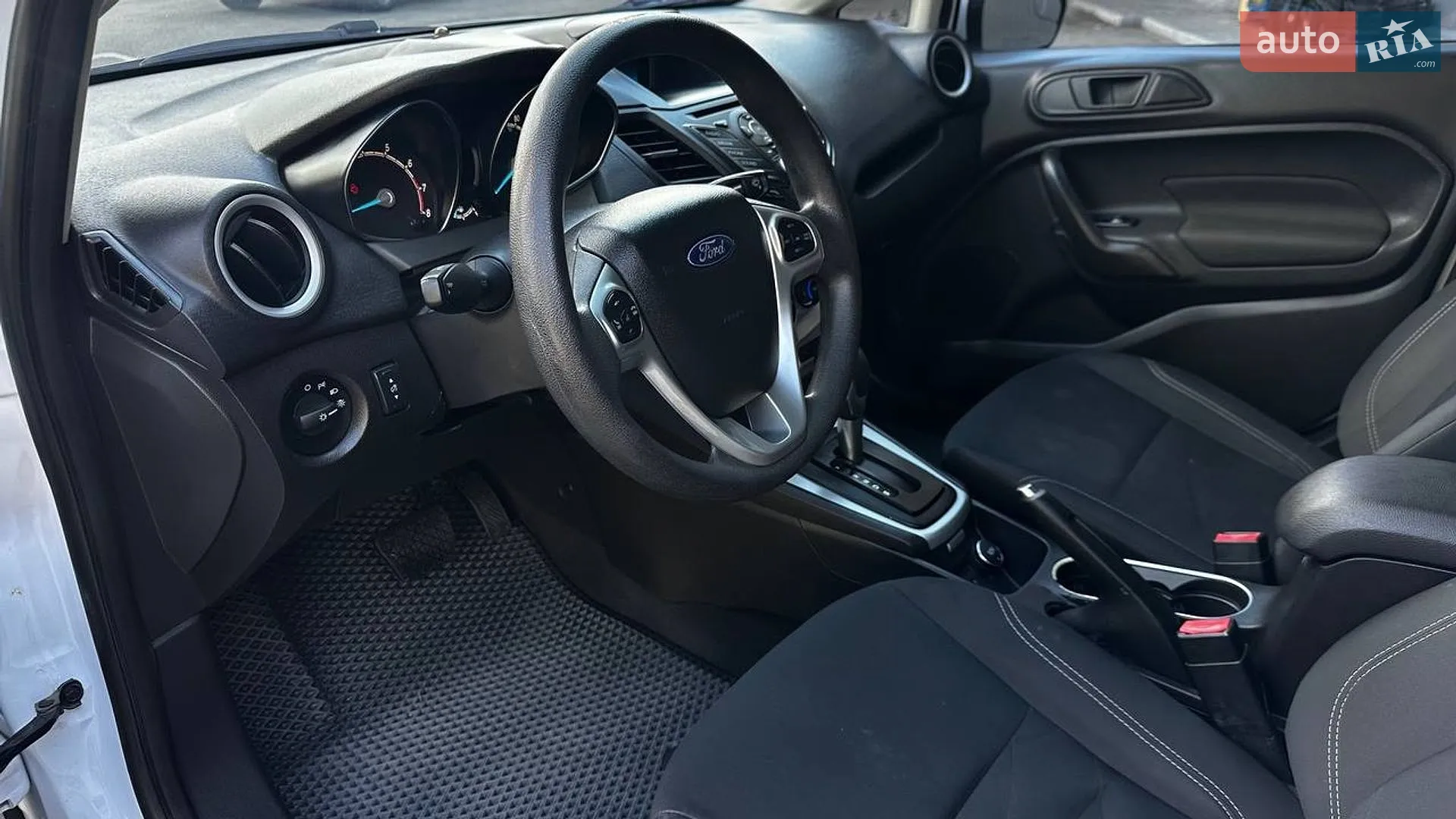 2018 Ford Fiesta - мініатюра 13