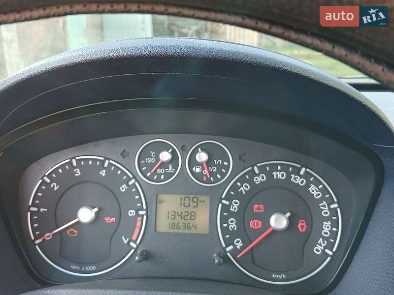 Хетчбек Ford Fiesta 2007 в Ратному
