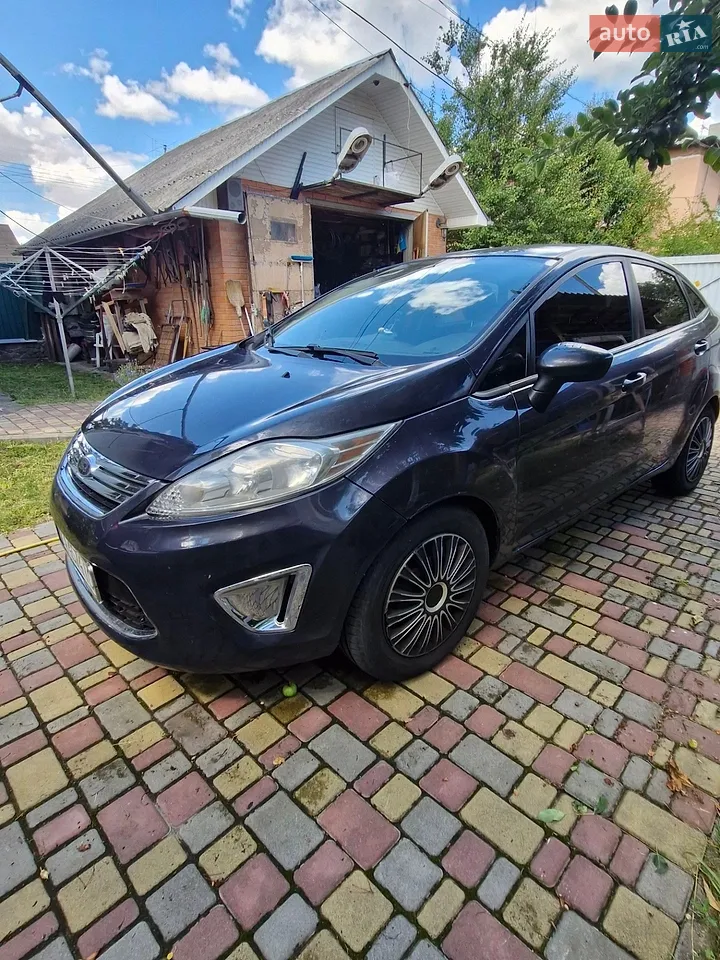 2011 Ford Fiesta - мініатюра 12