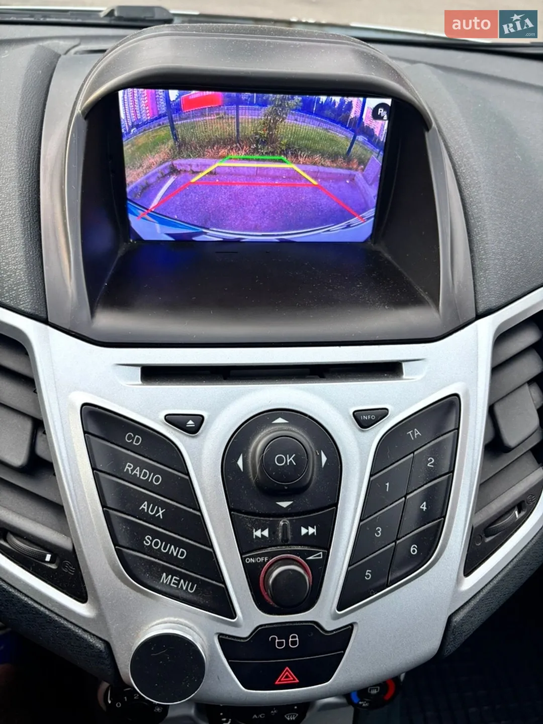 2012 Ford Fiesta - мініатюра 5