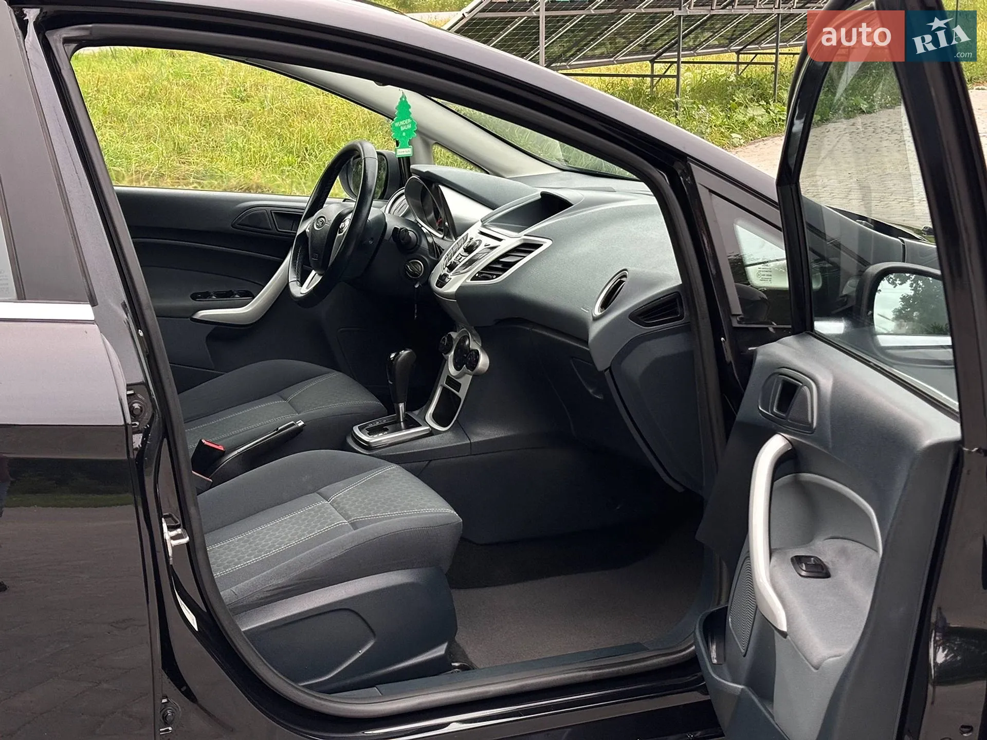 2010 Ford Fiesta - мініатюра 14