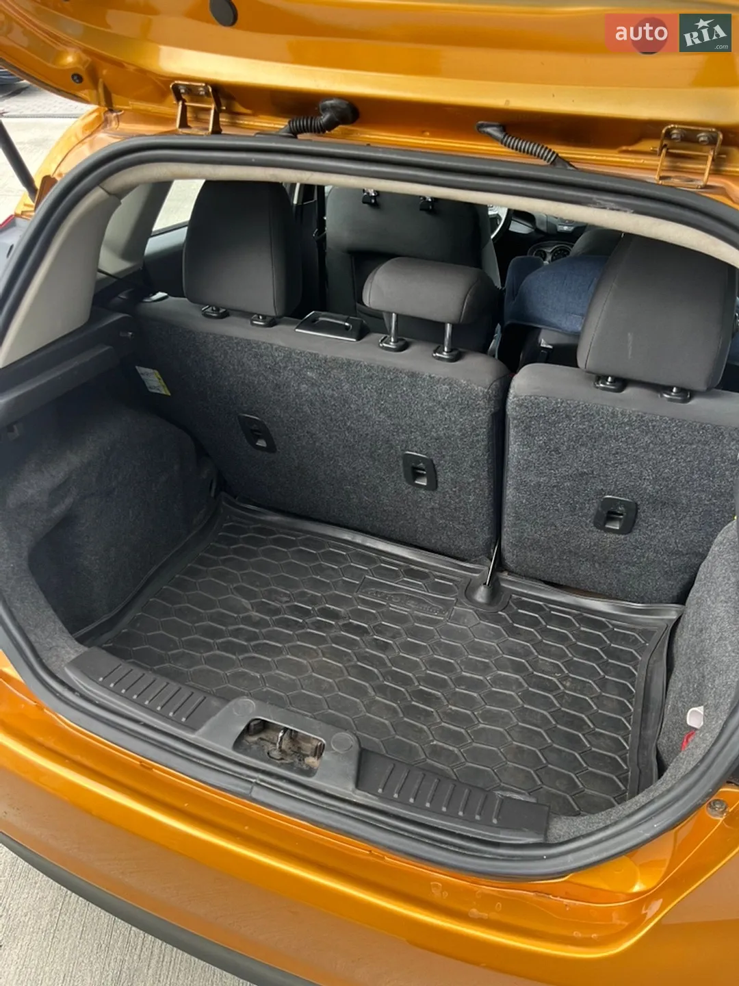 2016 Ford Fiesta - мініатюра 29