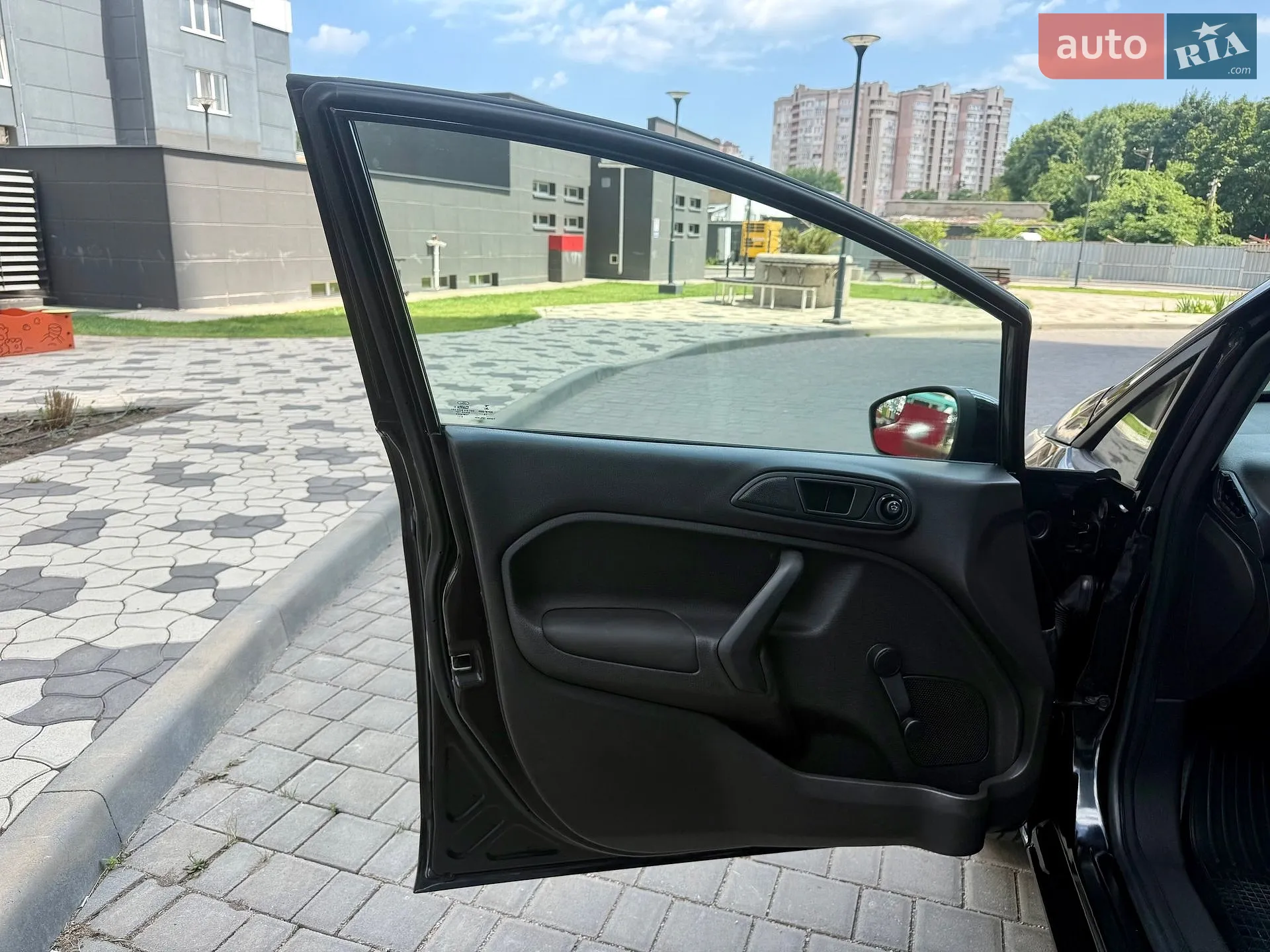 2015 Ford Fiesta - мініатюра 34