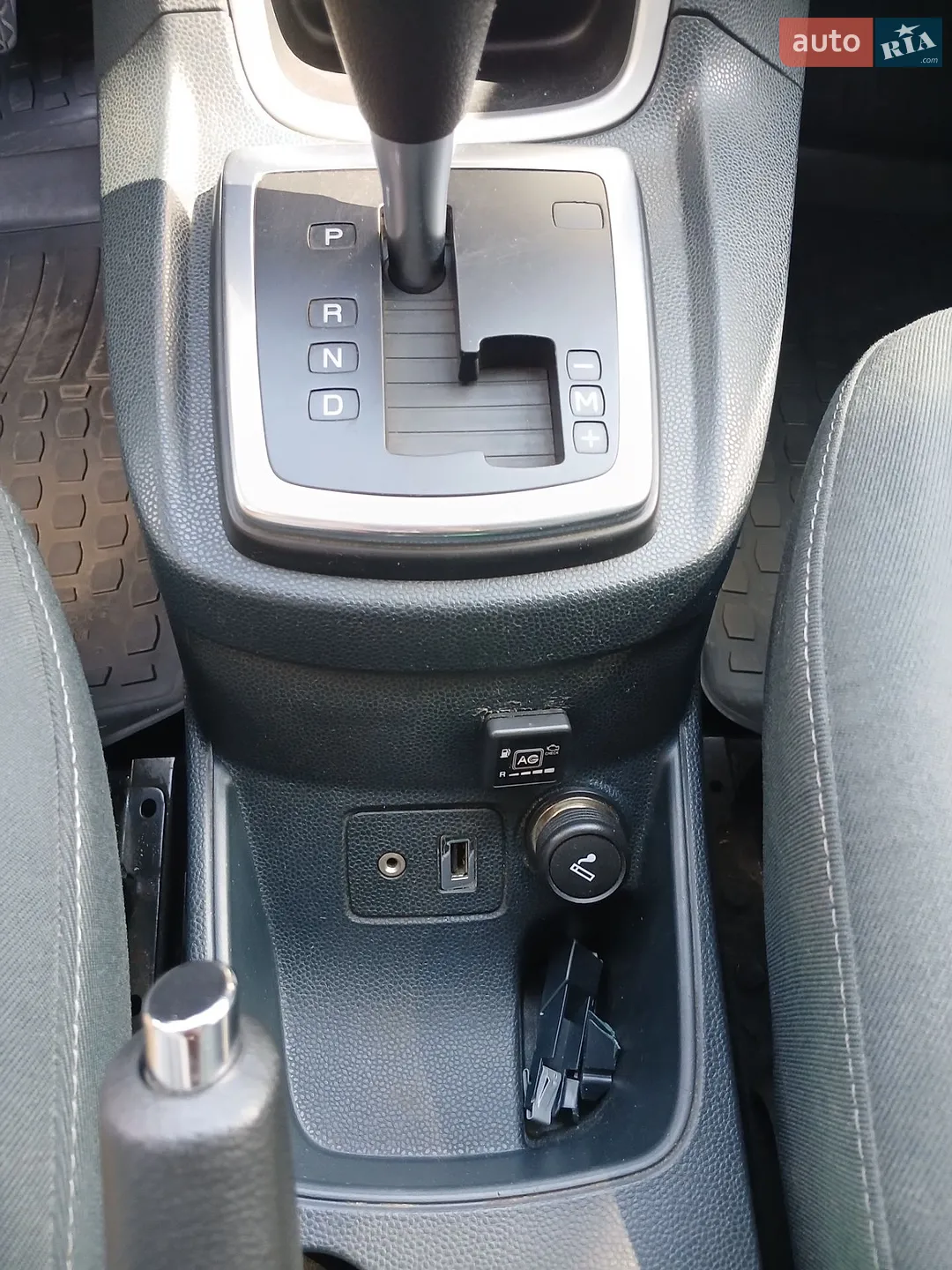 2012 Ford Fiesta - мініатюра 17