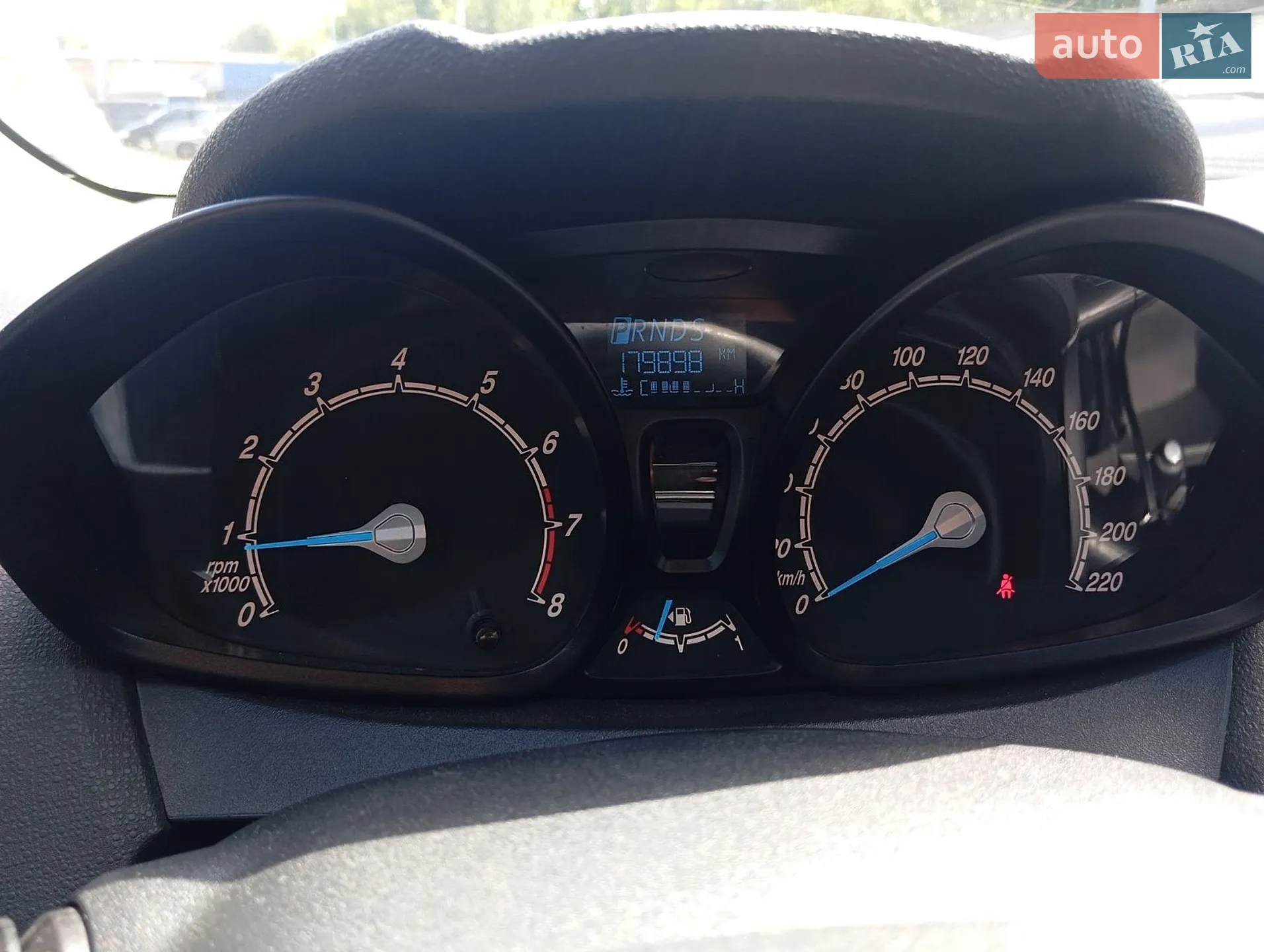 2013 Ford Fiesta - мініатюра 8