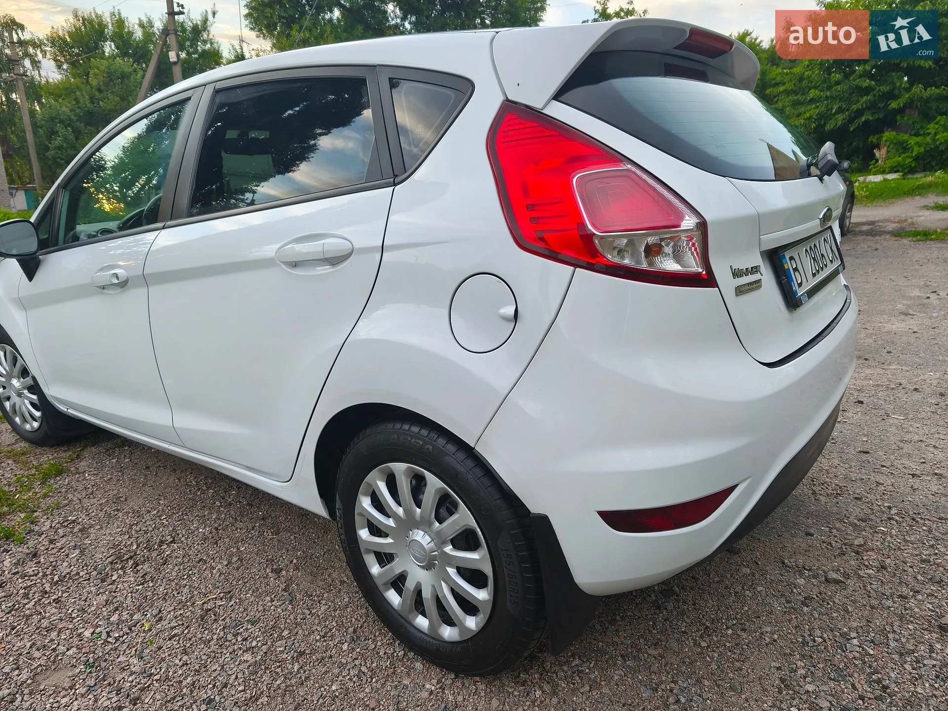 2013 Ford Fiesta - мініатюра 23