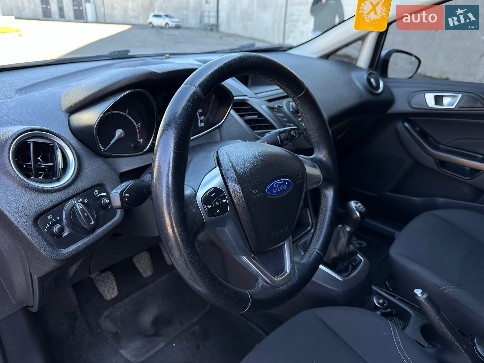 2013 Ford Fiesta - мініатюра 22