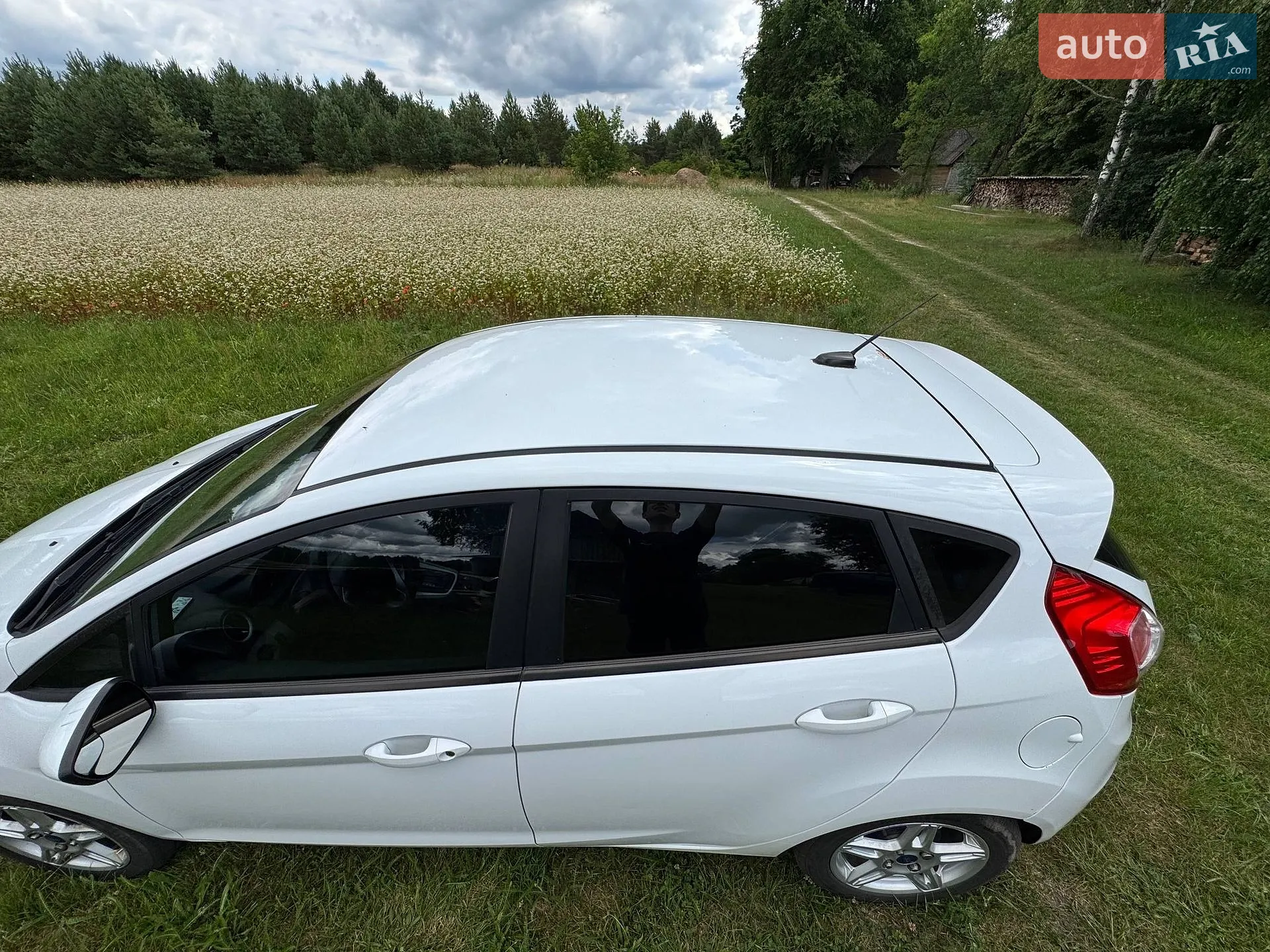 2017 Ford Fiesta - мініатюра 4