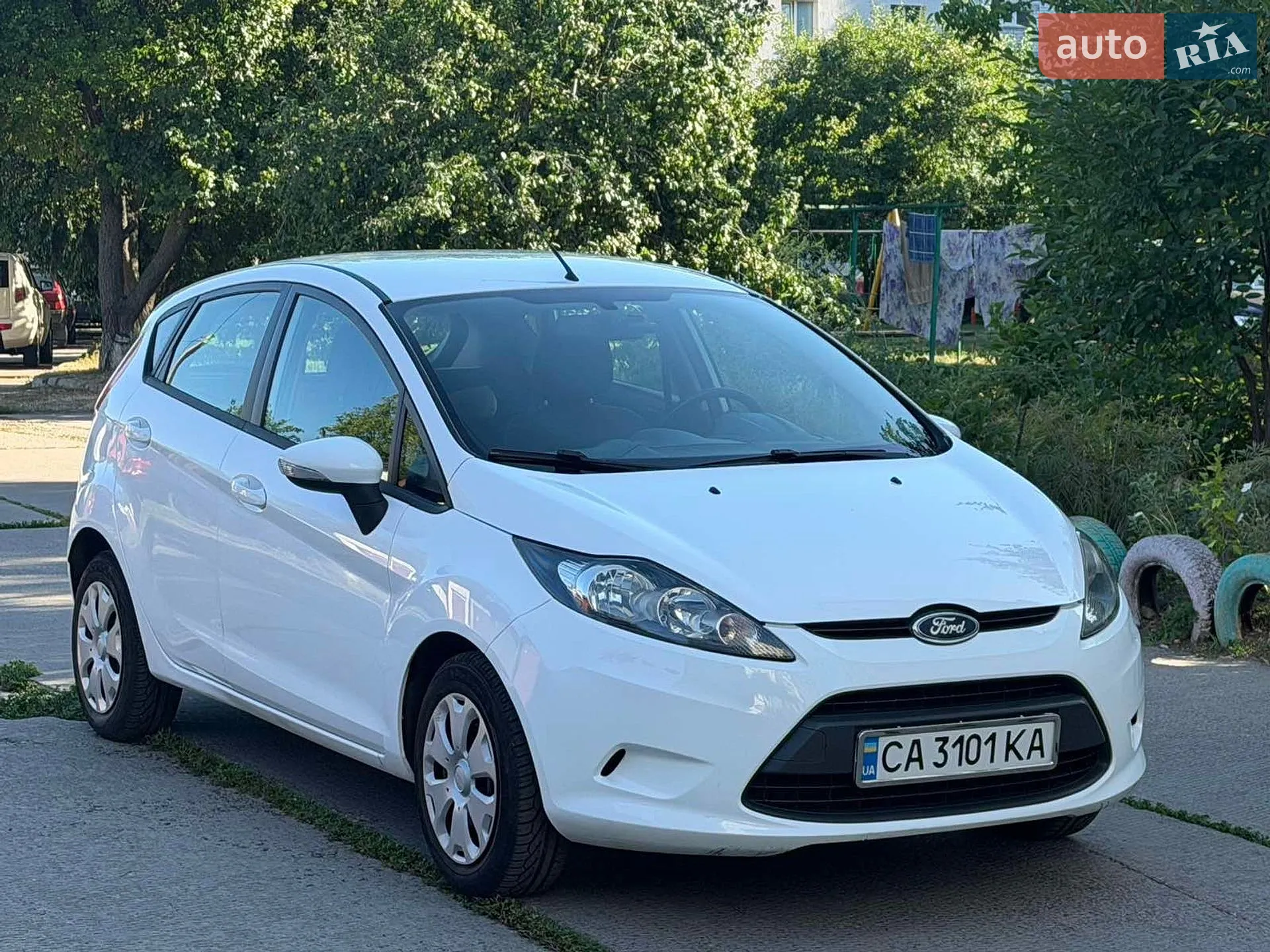 2010 Ford Fiesta - мініатюра 5
