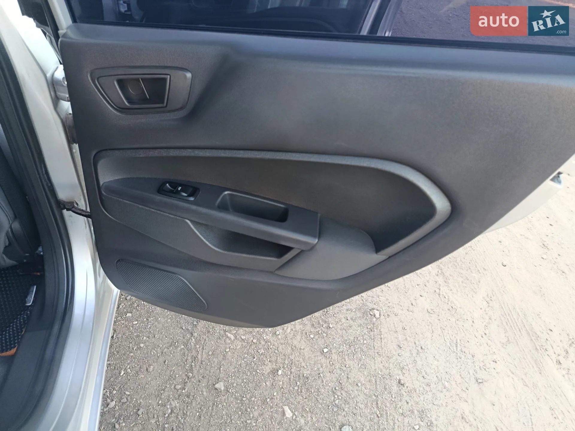 2012 Ford Fiesta - мініатюра 11