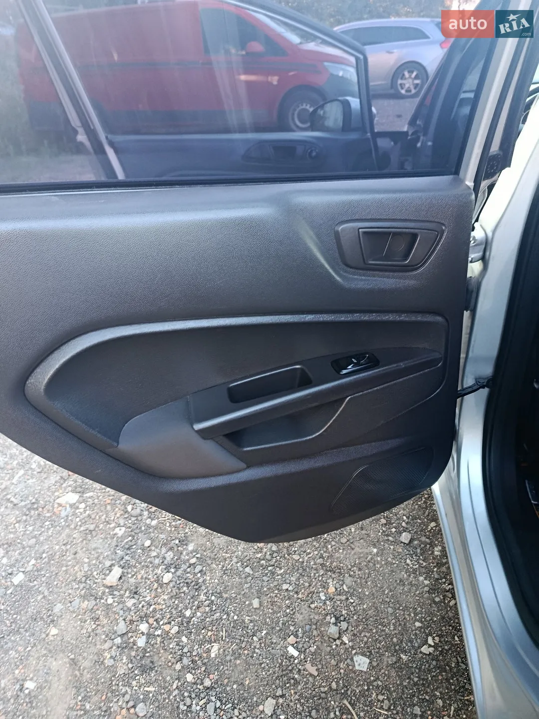2012 Ford Fiesta - мініатюра 12