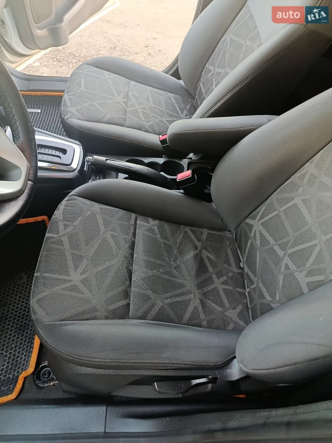 2012 Ford Fiesta - мініатюра 19