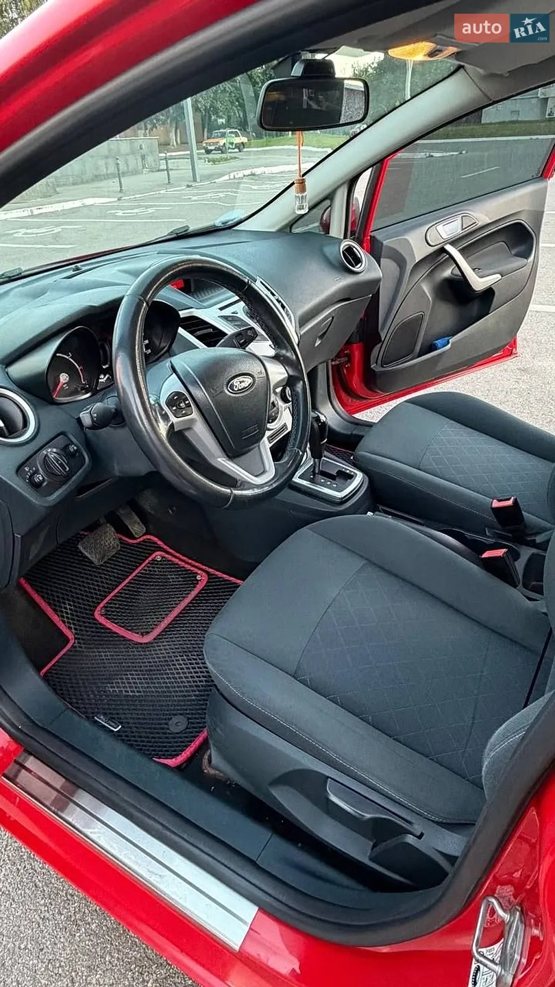 2012 Ford Fiesta - мініатюра 10