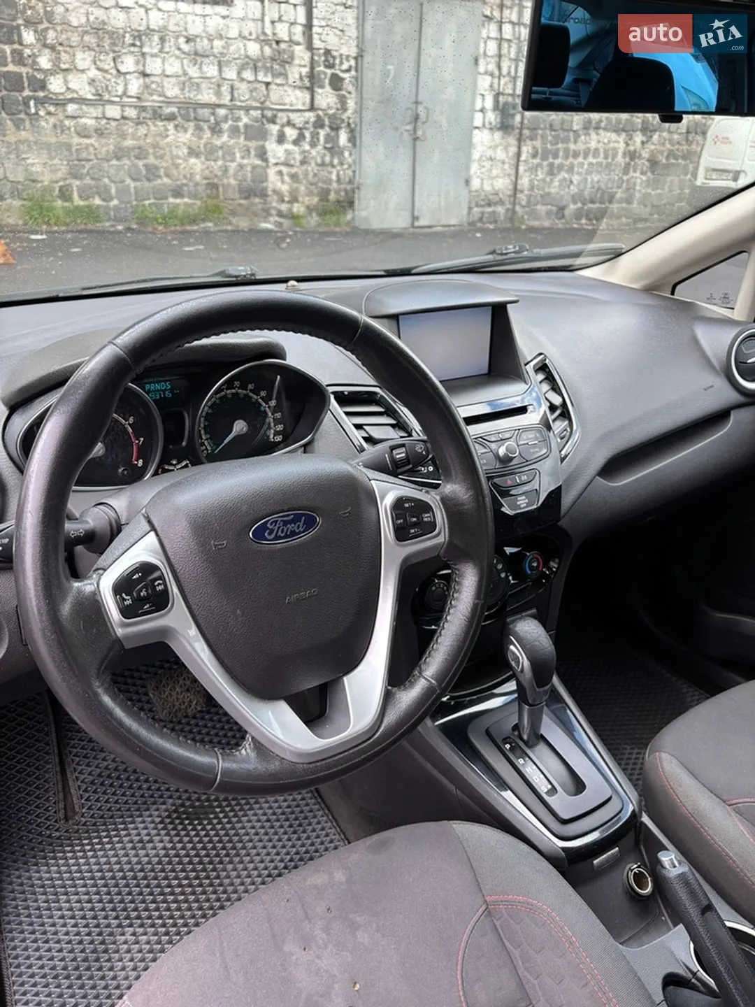 2013 Ford Fiesta - мініатюра 13