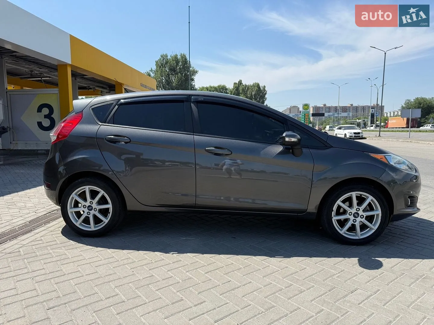 2017 Ford Fiesta - мініатюра 5