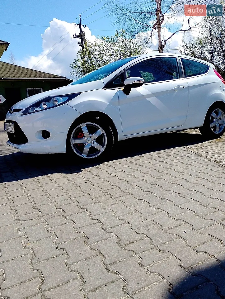 2012 Ford Fiesta - мініатюра 14