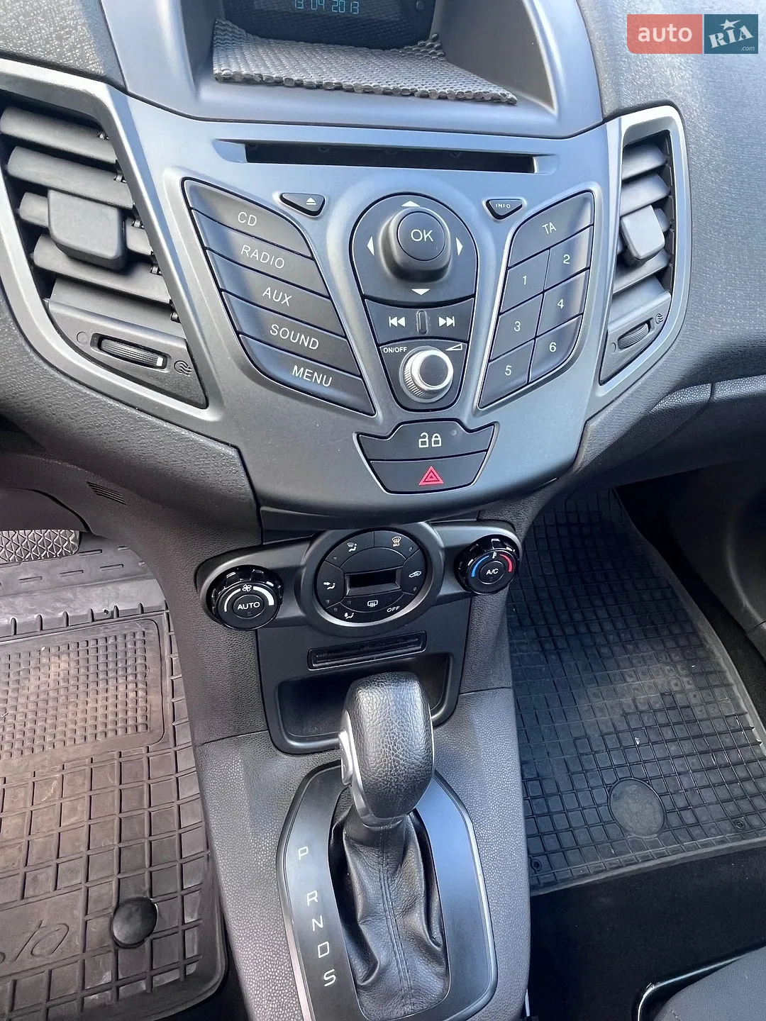 2013 Ford Fiesta - мініатюра 6