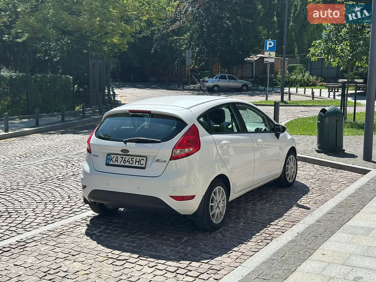 2012 Ford Fiesta - мініатюра 9