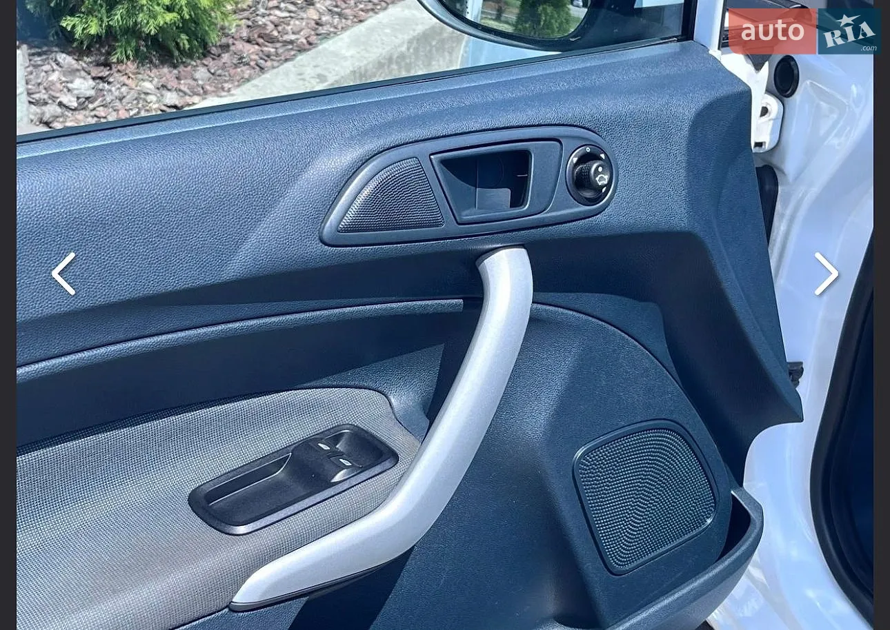 2012 Ford Fiesta - мініатюра 18